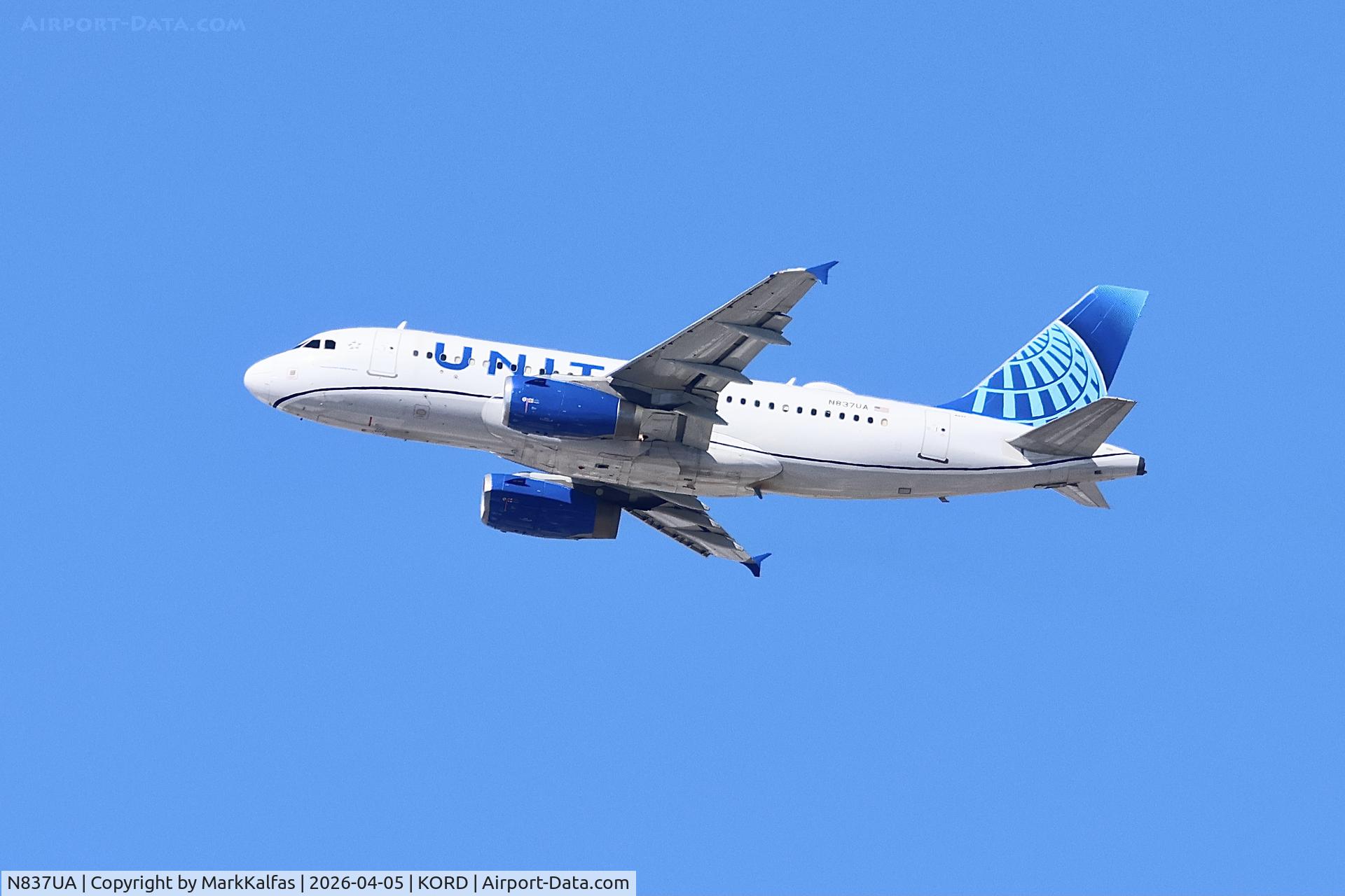 N837UA, 2001 Airbus A319-131, c/n 1474, A319 United A319-232 N837UA departing 27L KORD