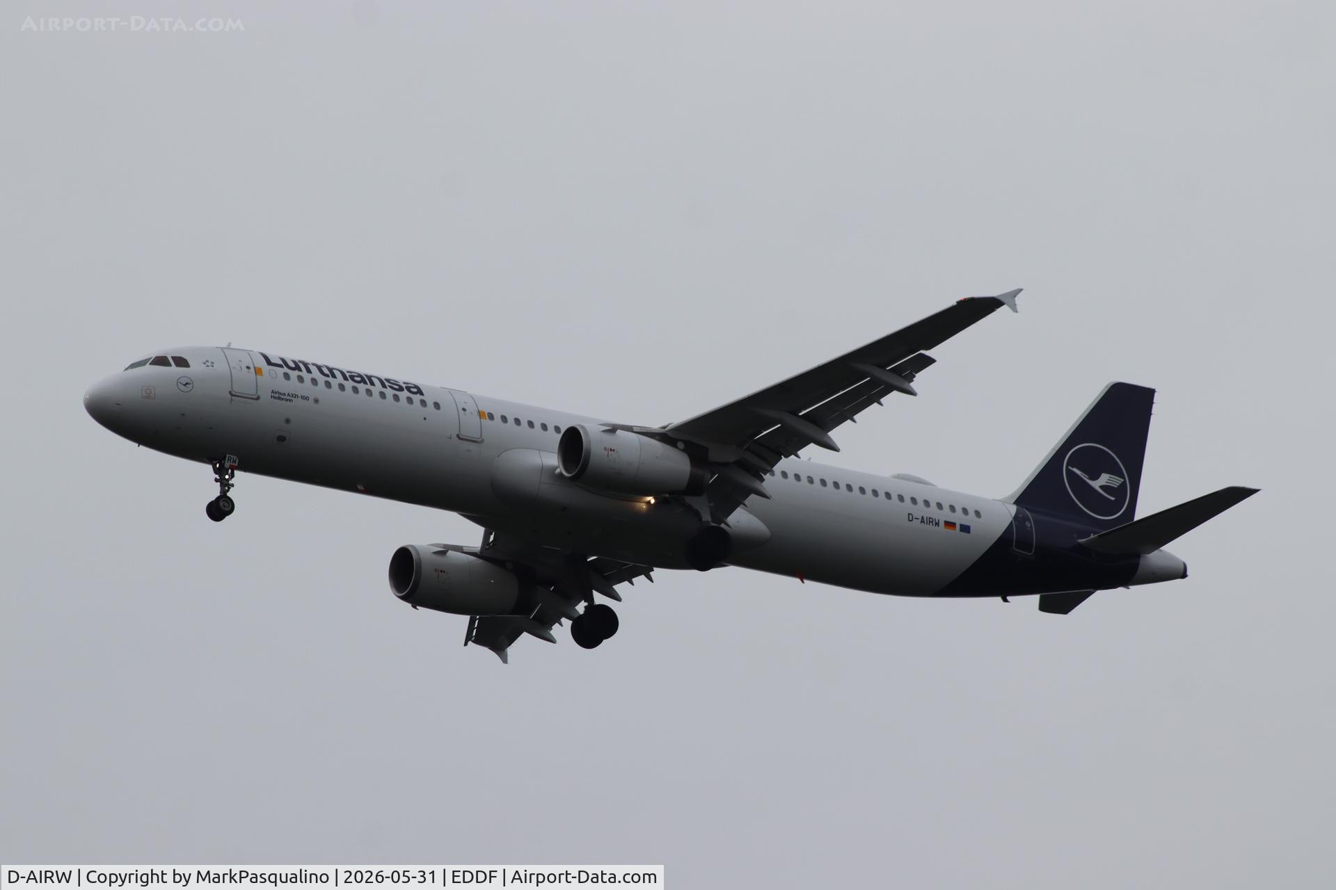 D-AIRW, 1997 Airbus A321-131, c/n 0699, Airbus A321-131