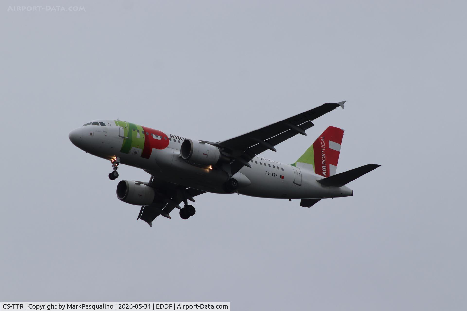 CS-TTR, 2002 Airbus A319-112, c/n 1756, Airbus A319-112