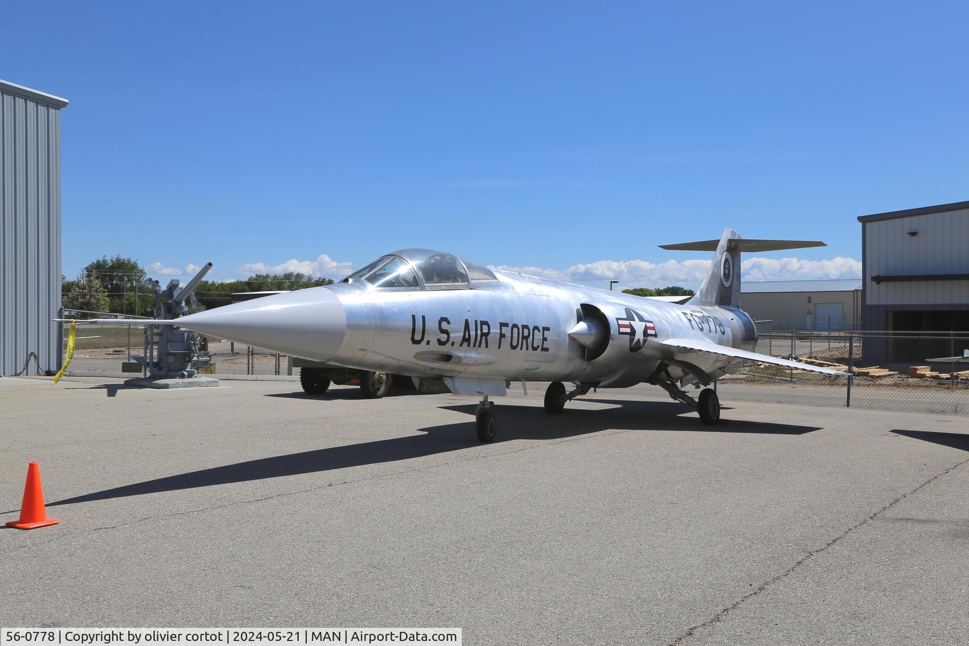 56-0778, 1957 Lockheed F-104A Starfighter, c/n 183-1066, warhawk air museum