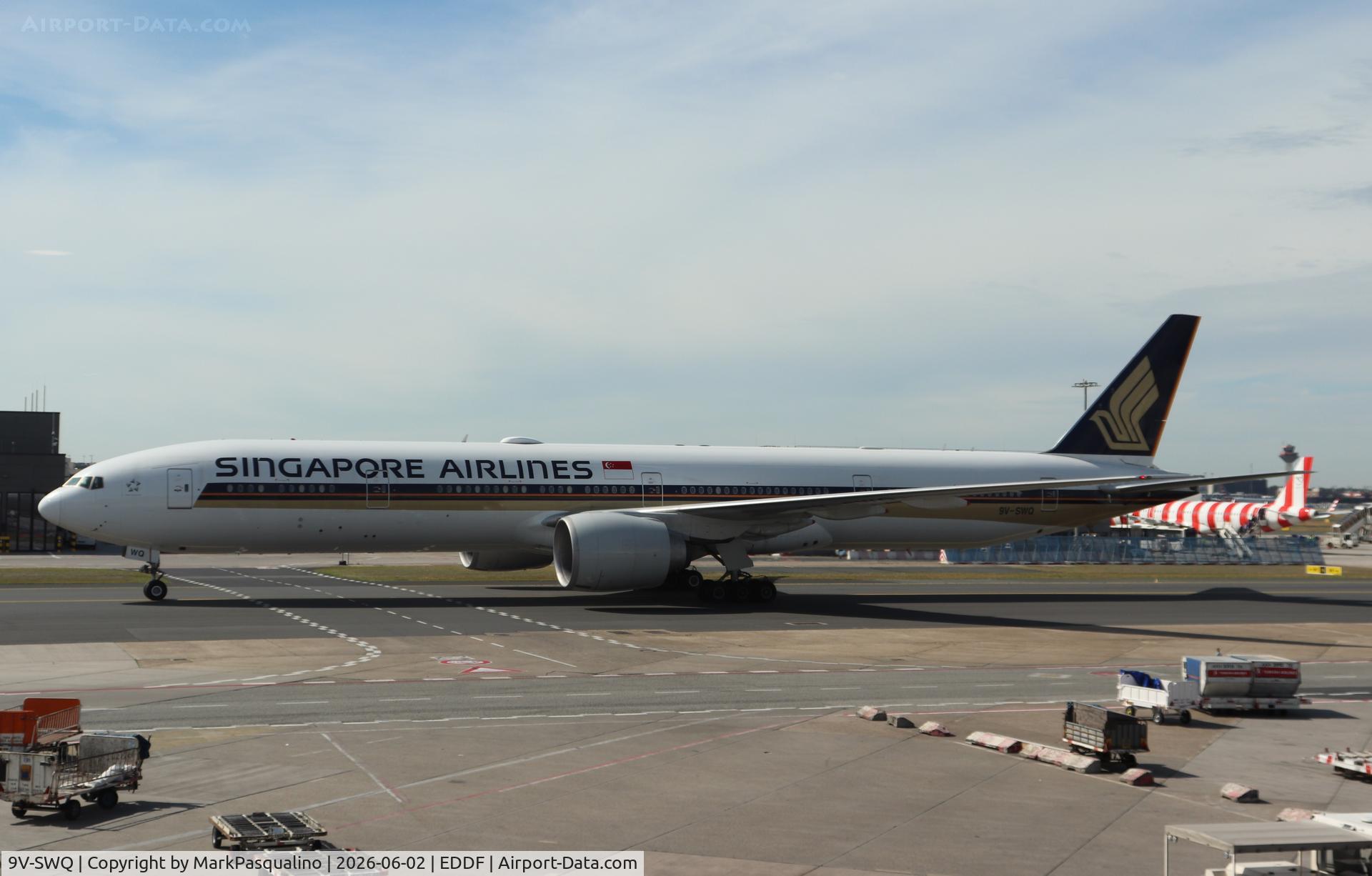 9V-SWQ, 2008 Boeing 777-312/ER, c/n 34582 l/n 716, Boeing 777-312/ER