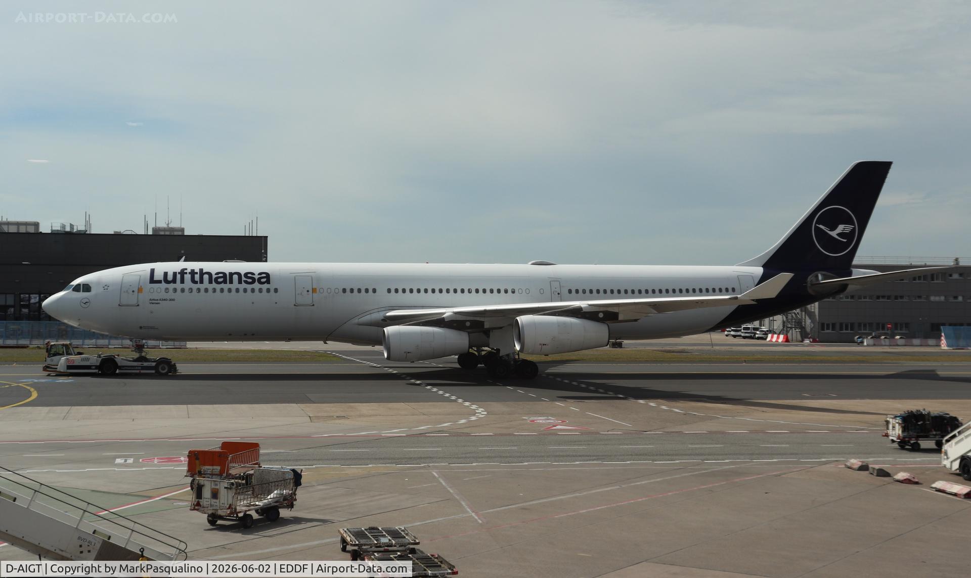 D-AIGT, 1999 Airbus A340-313, c/n 304, Airbus A340-313