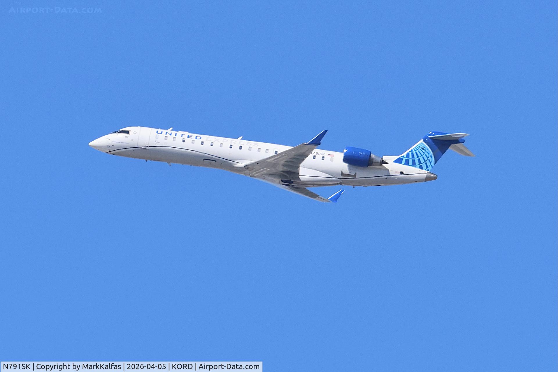 N791SK, 2009 Bombardier CRJ-700 (CL-600-2C10) Regional Jet, c/n 10293, CRJ7 SkyWest / United Express Canadair Regional Jet CRJ-550 N791SK departing 28R KORD