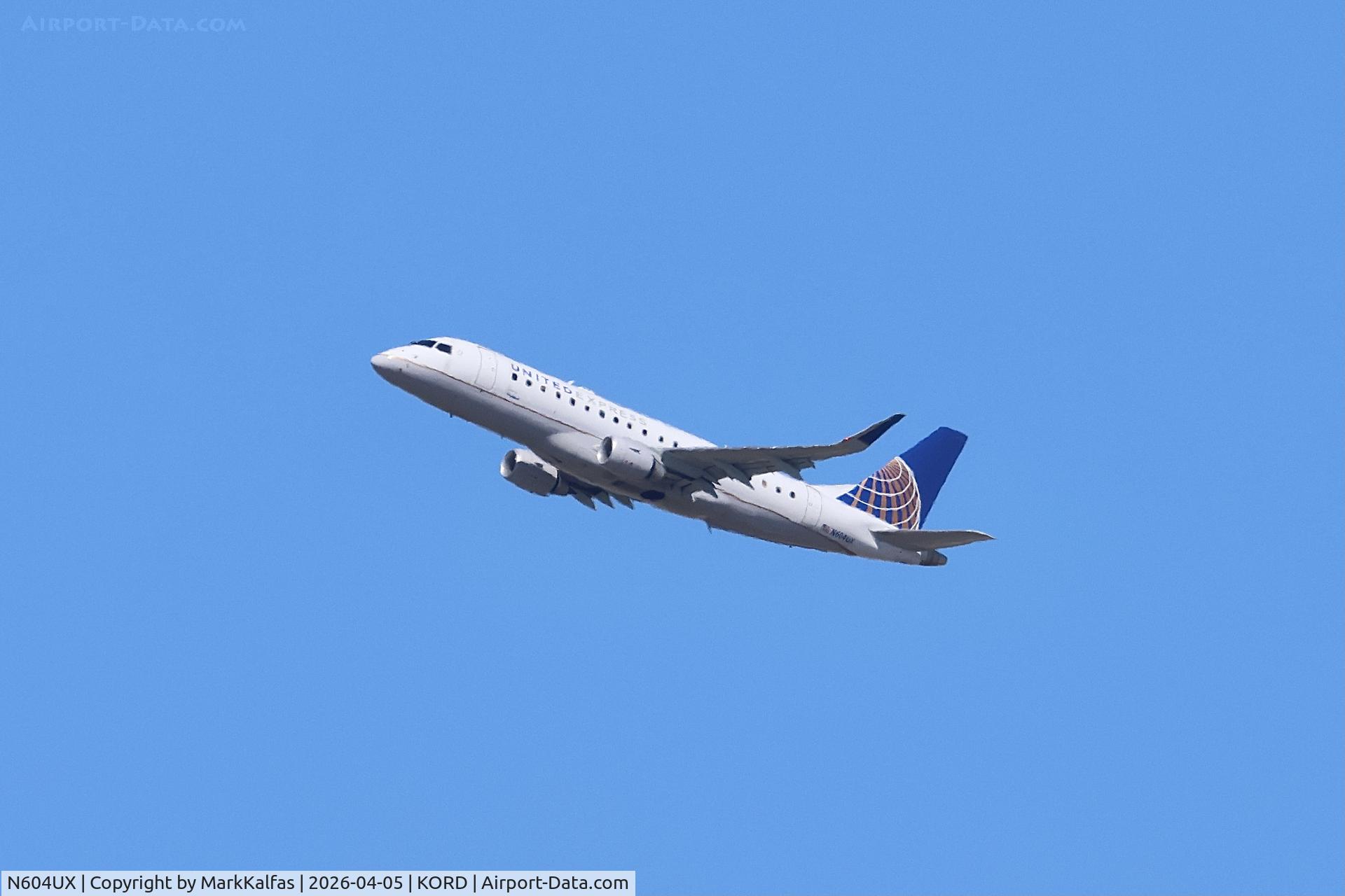 N604UX, 2019 Embraer 175LR (ERJ-170-200LR), c/n 17000798, E75L SkyWest / United Express Embraer 175 N604UX departing 27L KORD