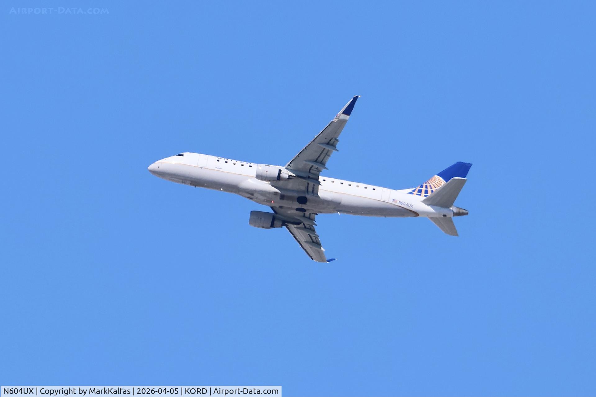 N604UX, 2019 Embraer 175LR (ERJ-170-200LR), c/n 17000798, E75L SkyWest / United Express Embraer 175 N604UX departing 27L KORD