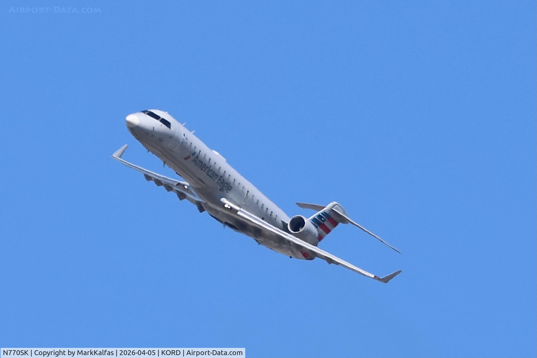 N770SK, 2006 Canadair CL-600-2C10 Regional Jet CRJ-700, c/n 10243, CRJ7 SkyWest /American Eagle CRJ-700 N770SK departing 27L KORD
