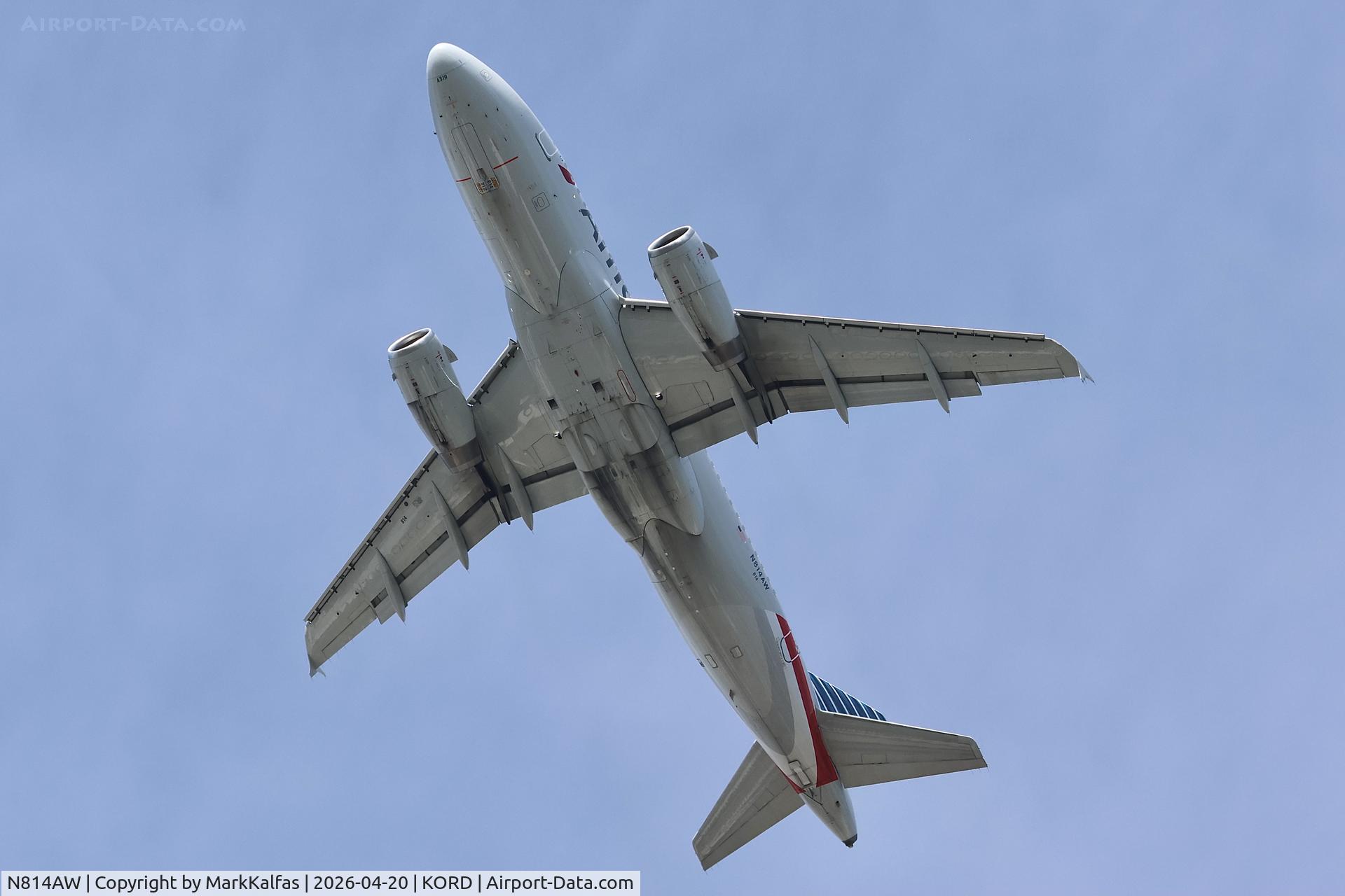 N814AW, 2000 Airbus A319-132, c/n 1281, A319 American Airbus A319-132 N814AW departing 28R KORD
