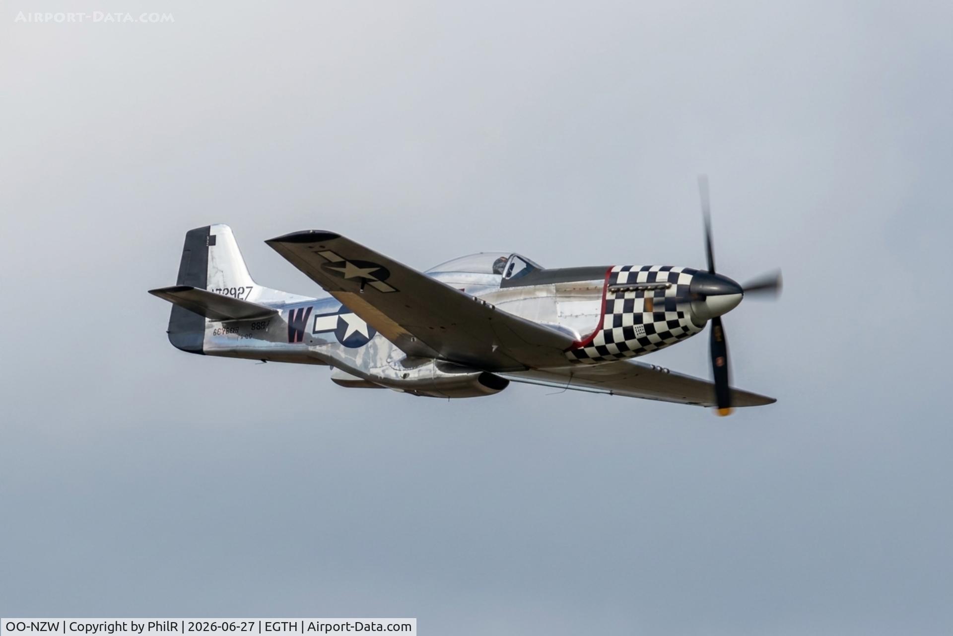OO-NZW, 1944 North American P-51D Mustang, c/n 44-13903 (122-40933), 472927 (44-74453, RCAF 9597, N51ZW, OO-NZW) 1944 North American P-51D Mustang 'Frances Dell' Old Warden 
