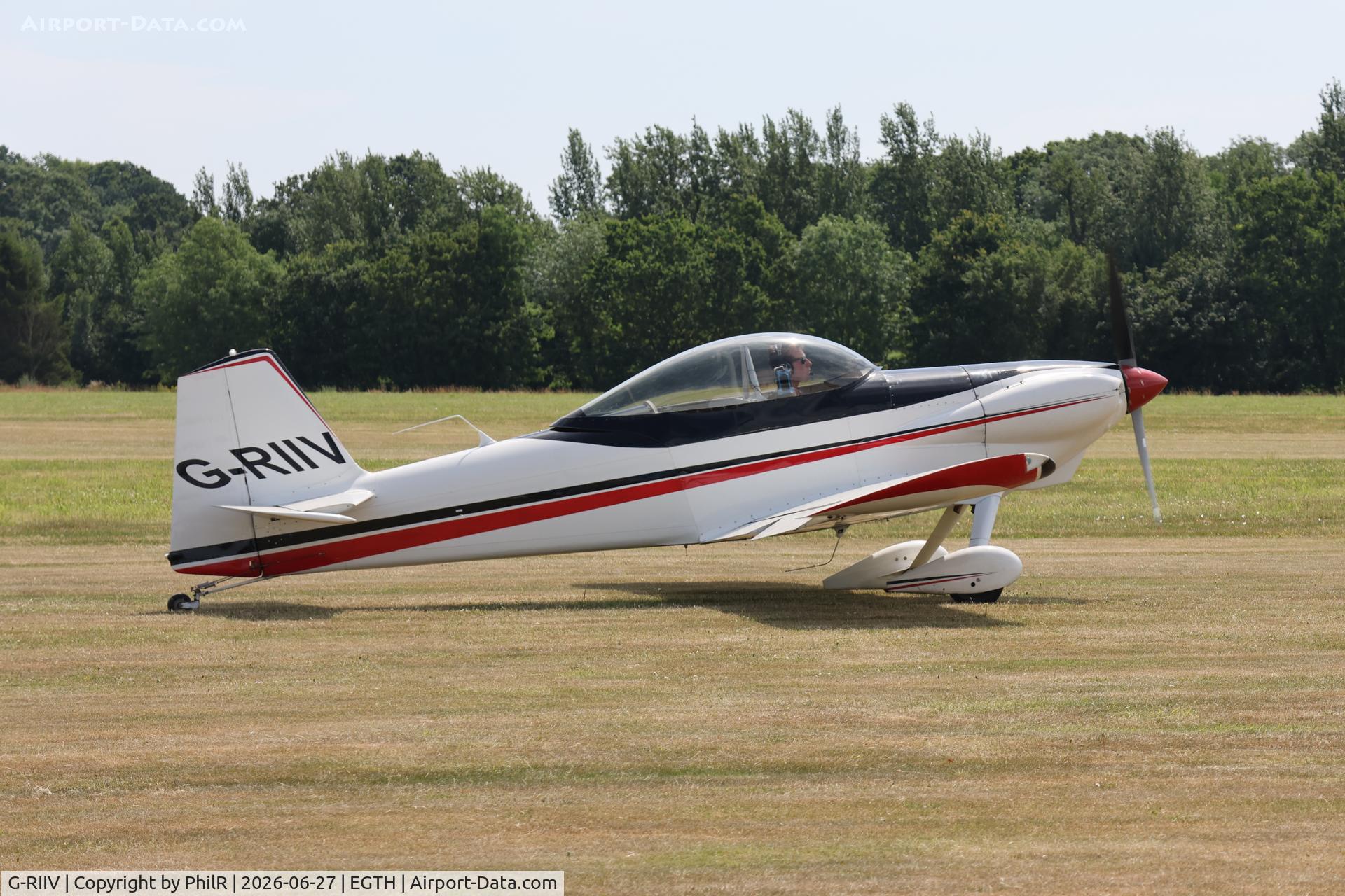 G-RIIV, 1988 Vans RV-4, c/n 1340, G-RIIV 1988 VANS RV-4 Old Warden 