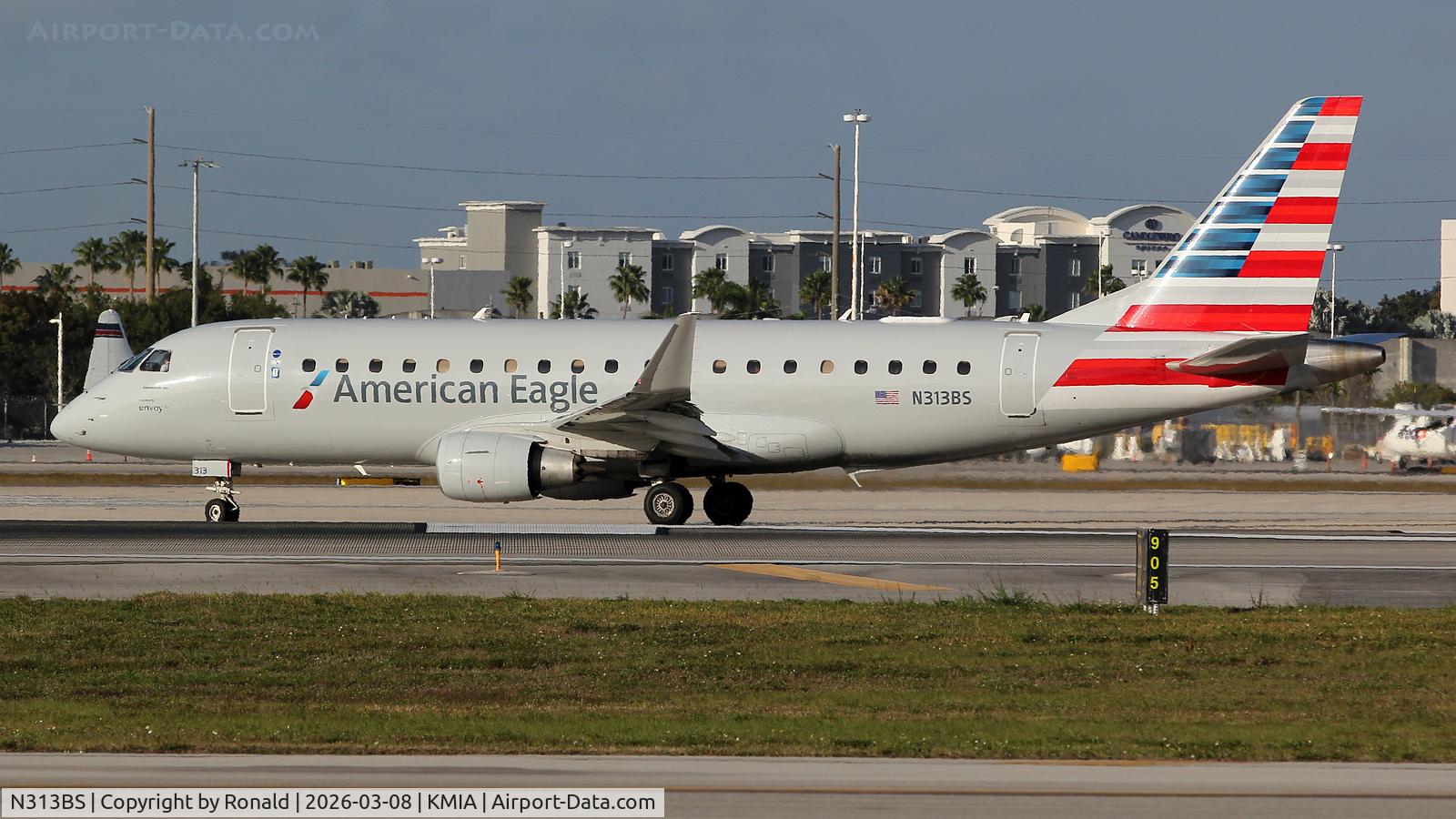 N313BS, 2024 Embraer N175LR, c/n 962, at mia