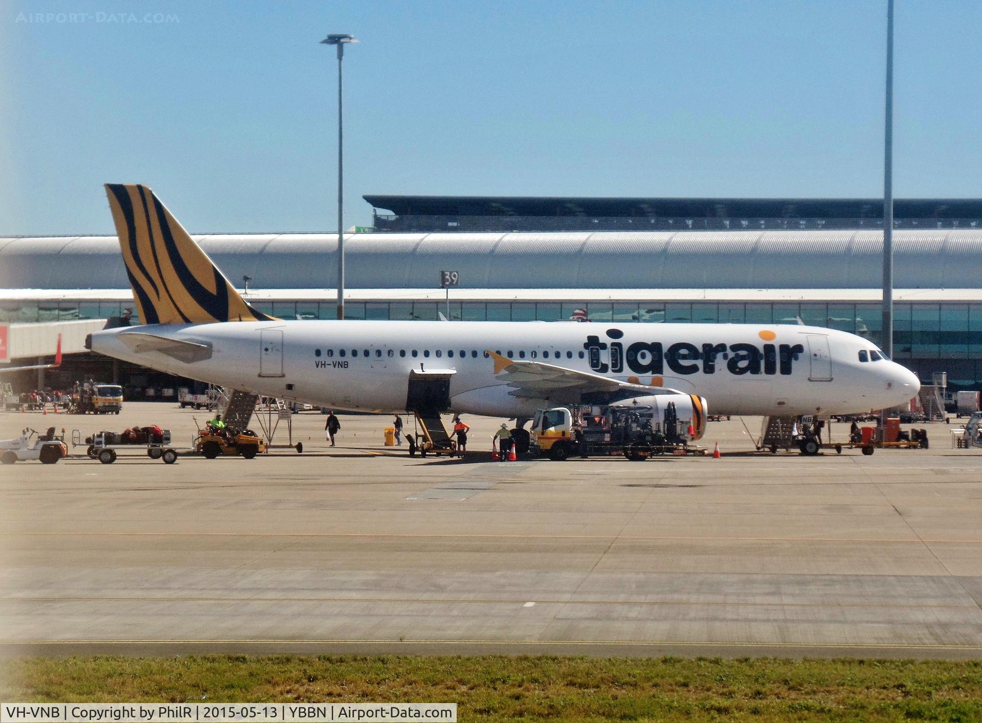 VH-VNB, 2006 Airbus A320-232, c/n 2906, VH-VNB 2006 A320-200 Tigerair BNE 
