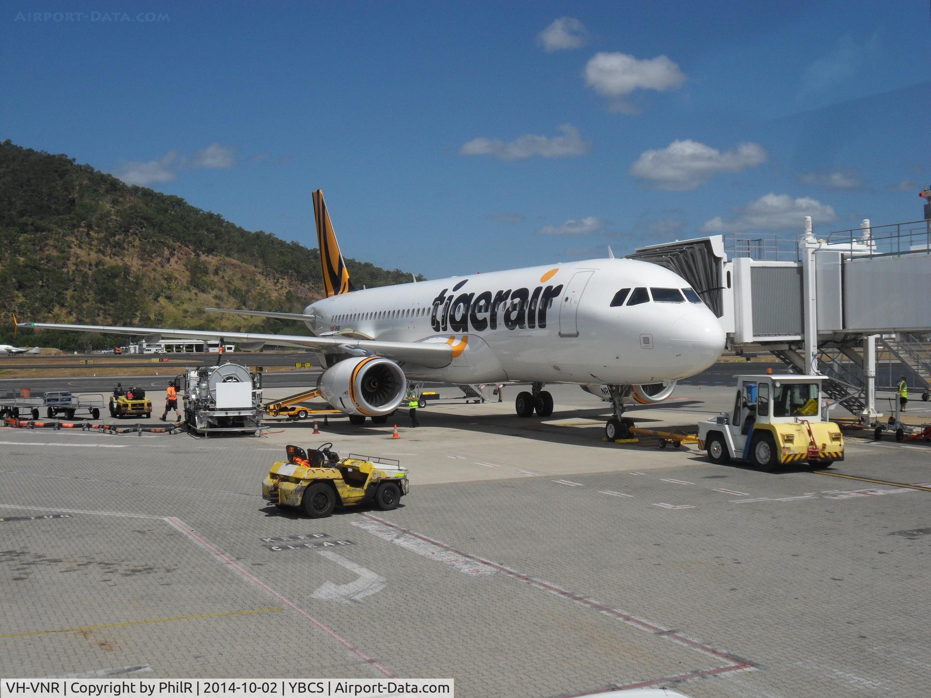 VH-VNR, 2013 Airbus A320-232, c/n 5900, VH-VNR 2013 A320-200 Tigerair CNS

