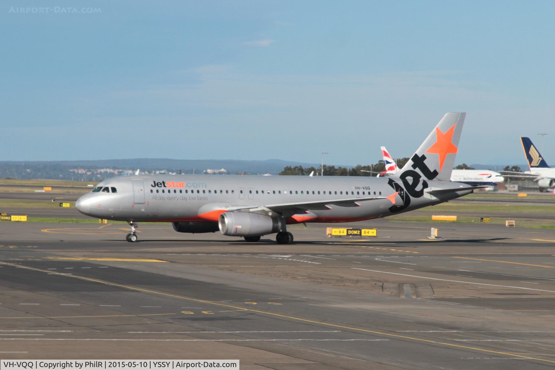 VH-VQQ, 2000 Airbus A320-232, c/n 2537, VH-VQQ 2005 A320-200 Jetstar SYD