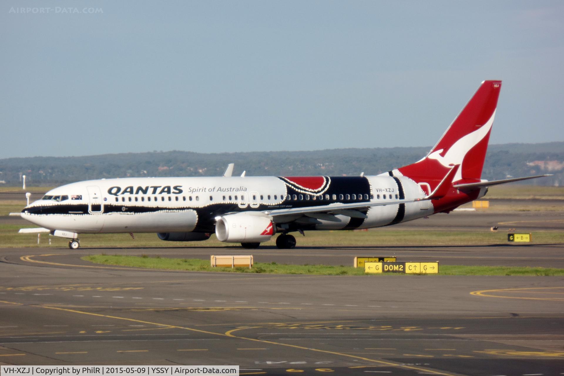 VH-XZJ, 2013 Boeing 737-838, c/n 39365 l/n 4669, VH-XZJ 2013 B737-800 QANTAS SYD 
