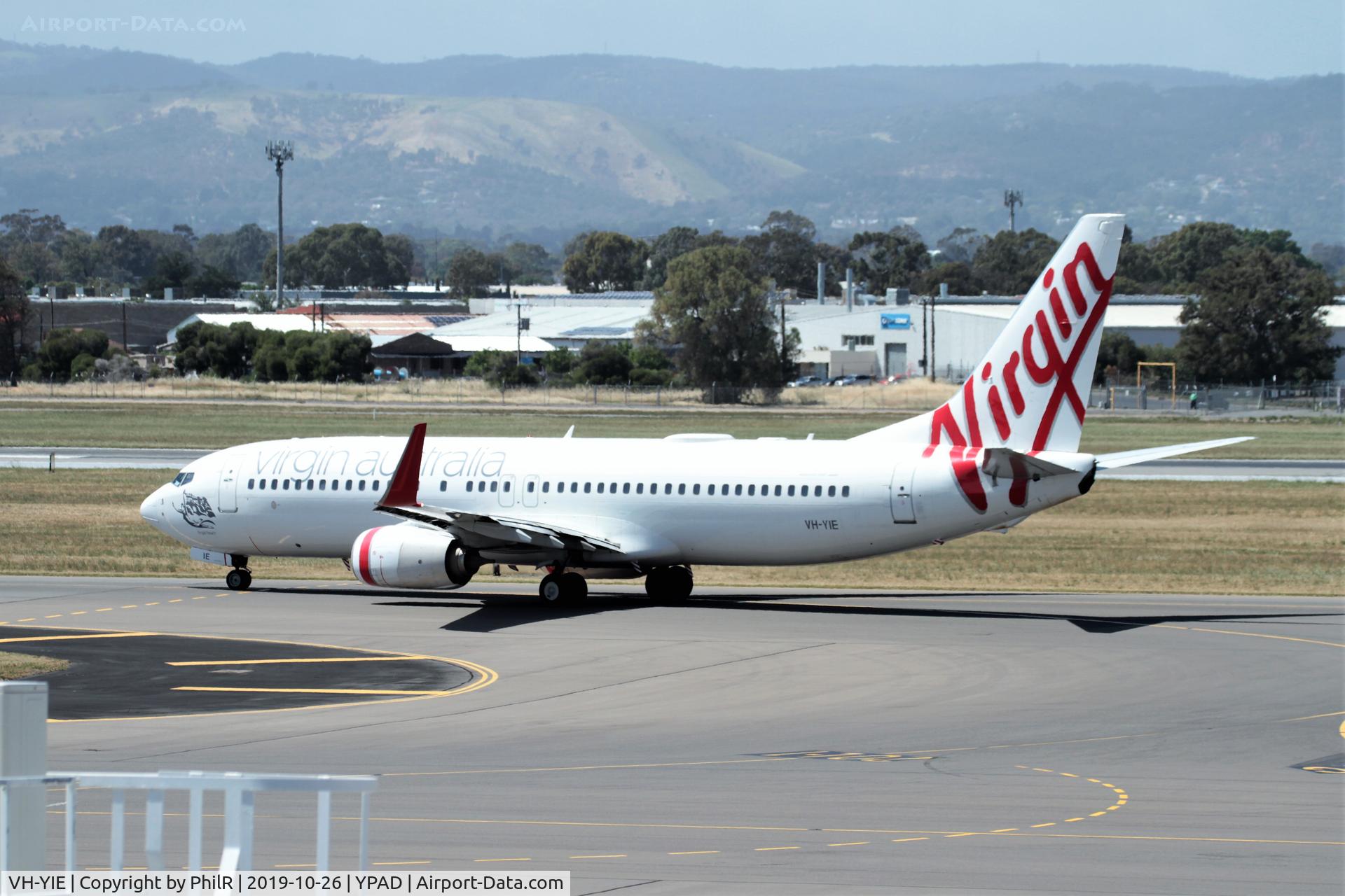 VH-YIE, 2011 Boeing 737-8FE, c/n 38708 l/n 3875, VH-YIE 2011 B737-800 Adelaide 