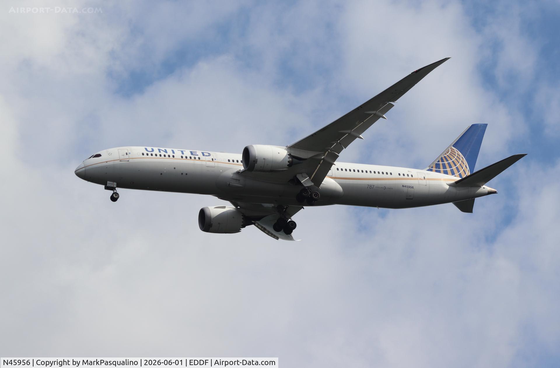 N45956, 2015 Boeing 787-9 Dreamliner, c/n 40918 l/n 324, Boeing 787-9 Dreamliner
