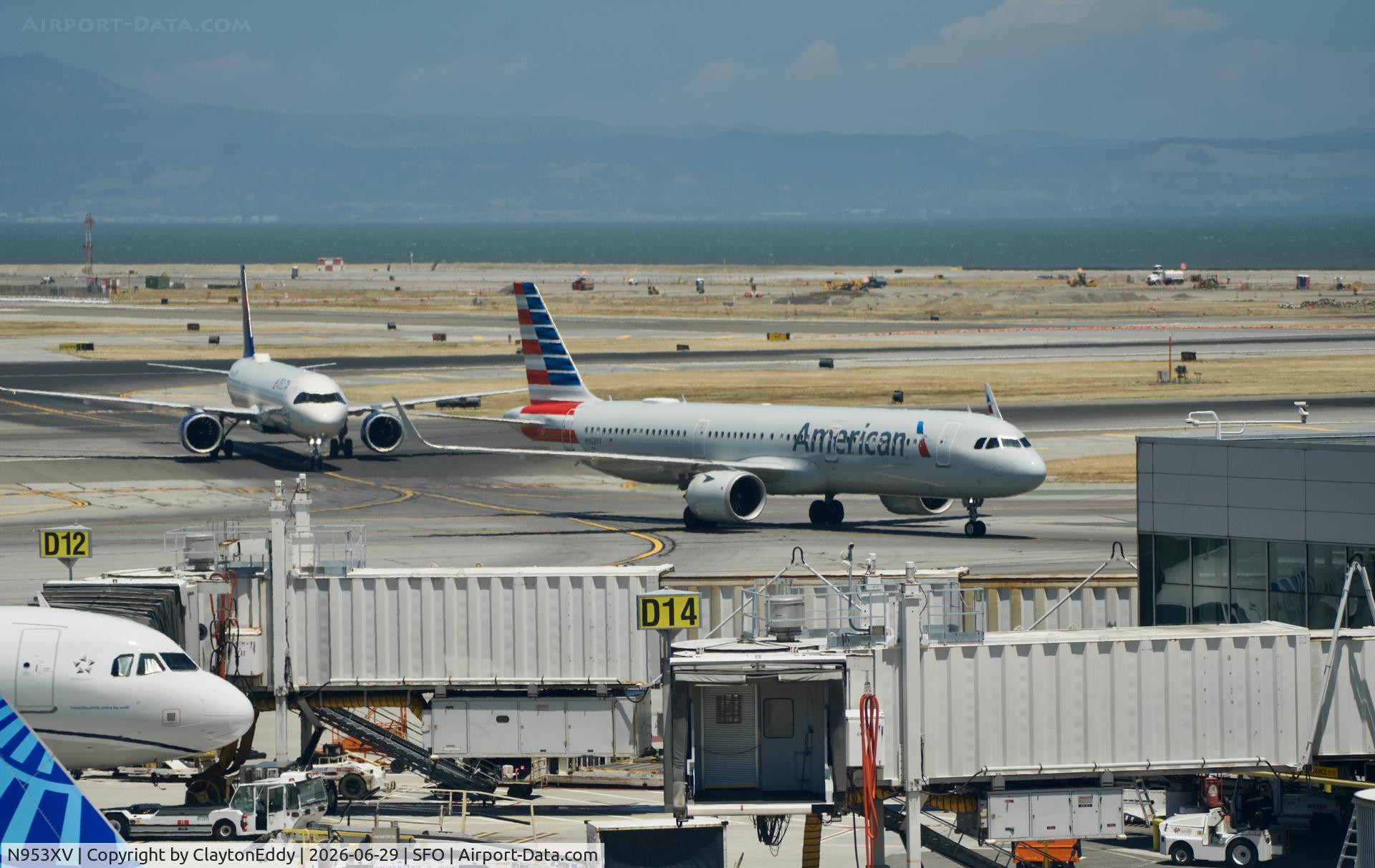 N953XV, 2018 Airbus S A S Airbus A321-253N NEO, c/n 7942, Sky Terrace SFO 2026