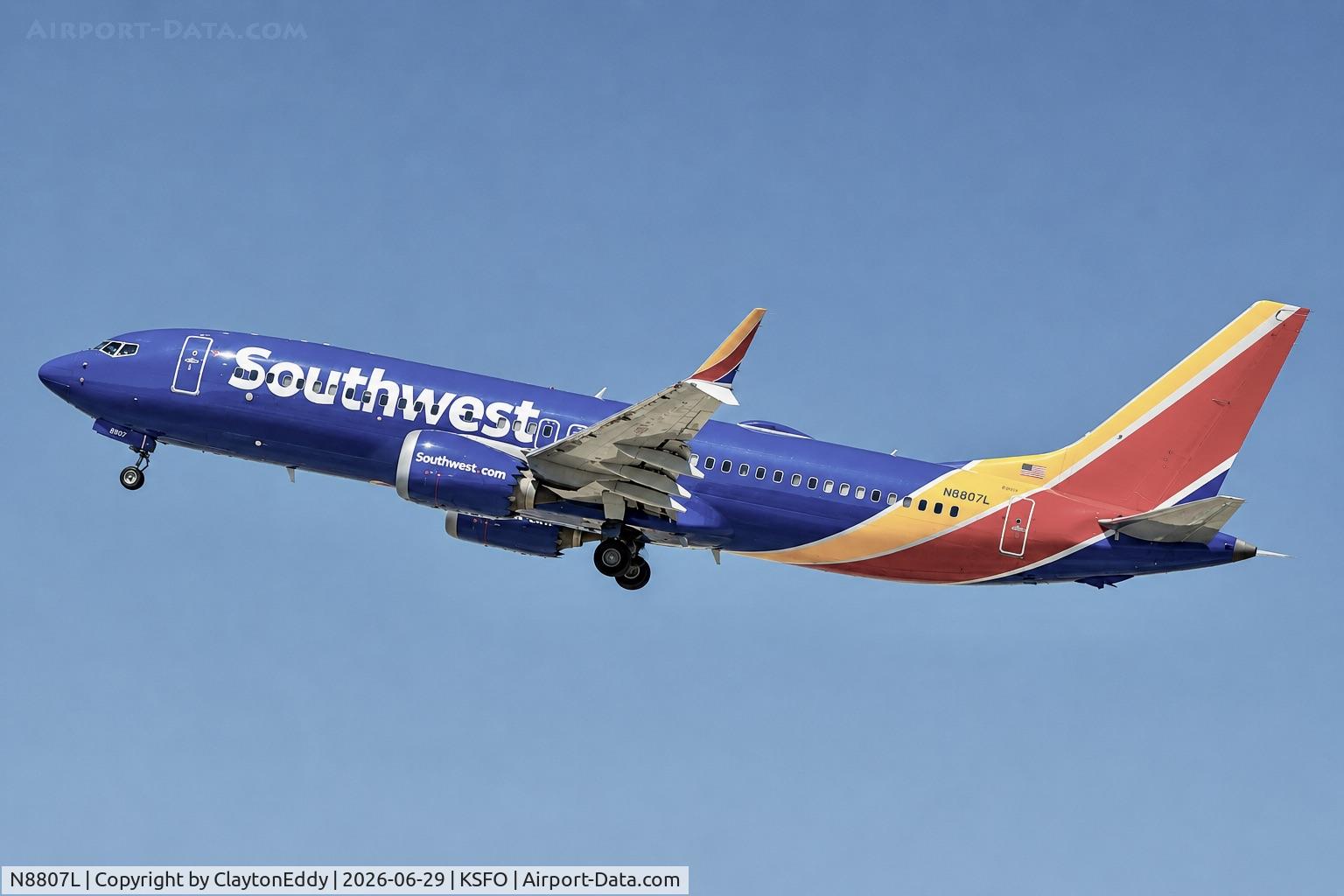 N8807L, 2019 Boeing 737-8 MAX, c/n 65438 l/n 7780, Sky Terrace SFO 2026