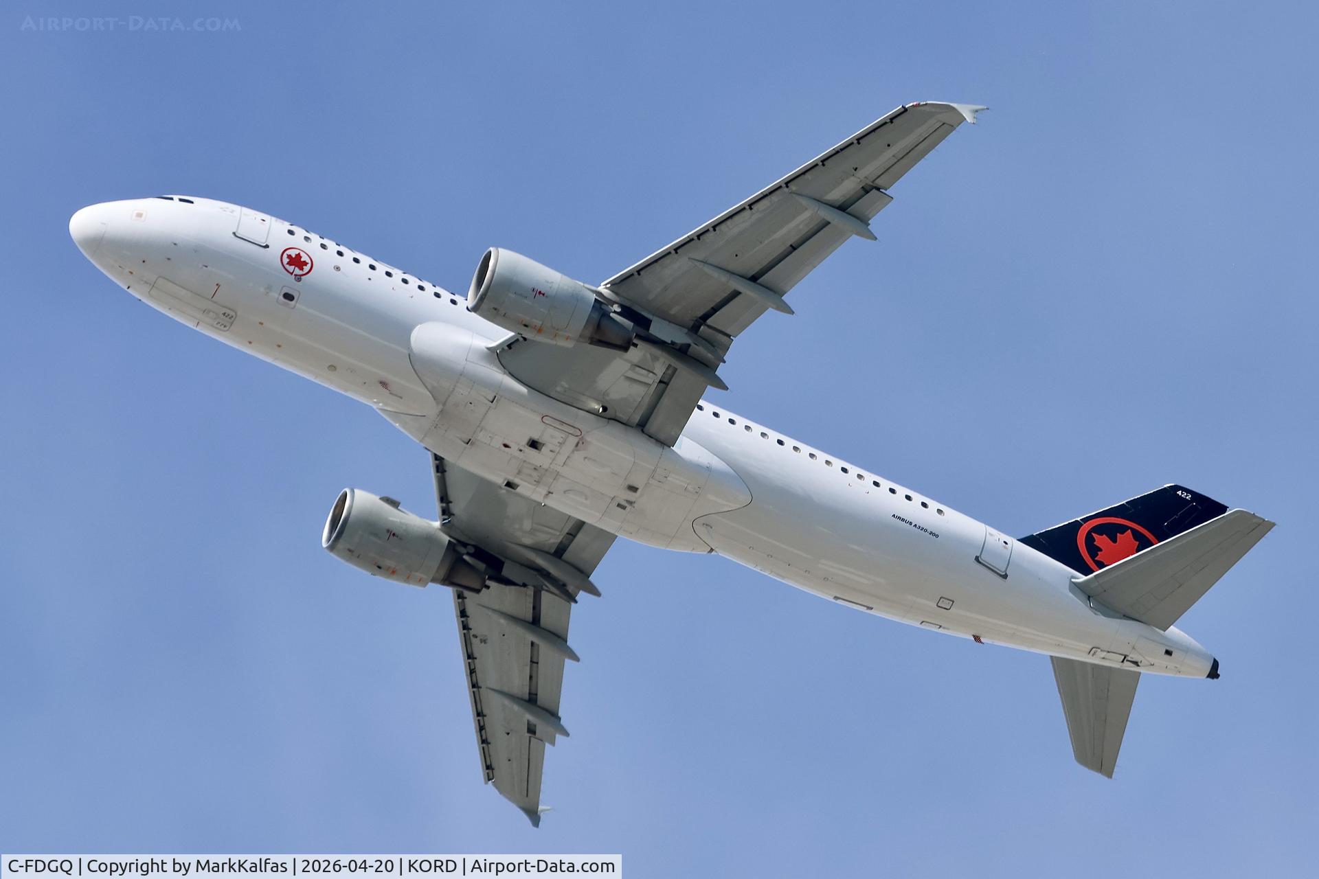 C-FDGQ, 2006 Airbus A320-214, c/n 2770, A320 Air Canada Airbus A320-214 C-FDGQ departing 28R KORD