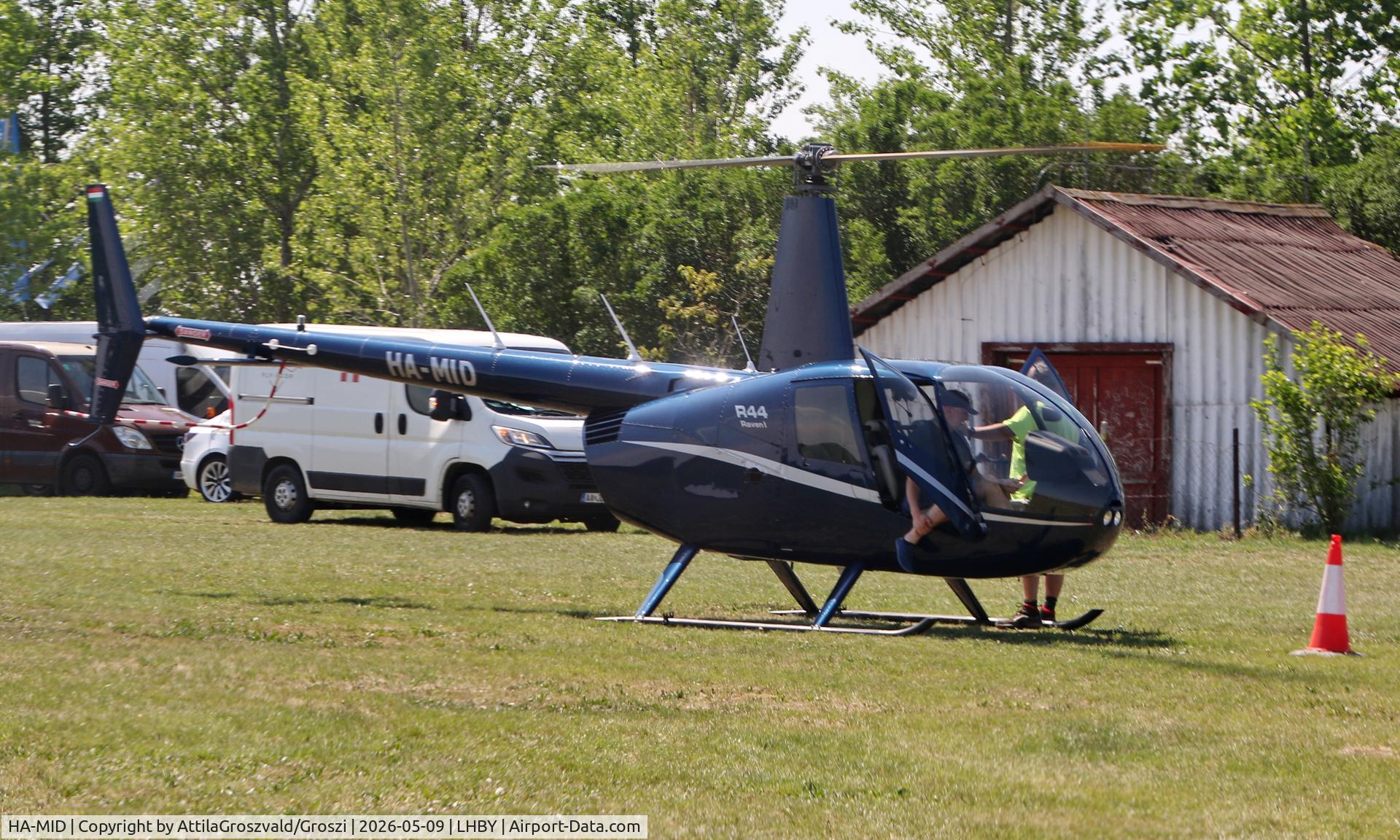 HA-MID, 2025 Robinson R44  Raven I, c/n 2820, LHBY - Böny Airport, Hungary