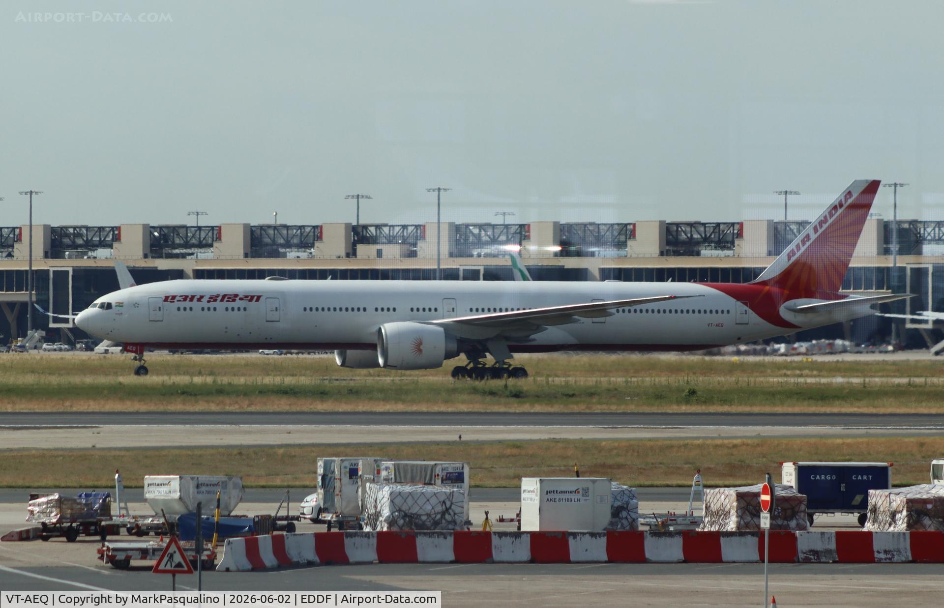 VT-AEQ, 2013 Boeing B-777-3FX, c/n 39690 l/n 1105, Boeing 777-3FX