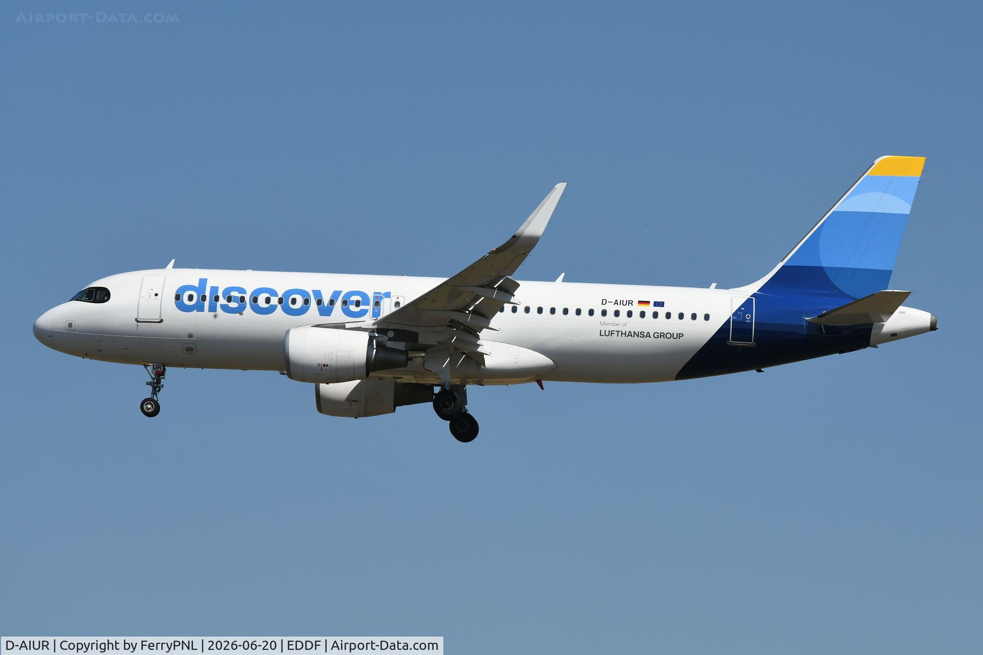 D-AIUR, 2015 Airbus A320-214, c/n 6985, Arrival of Discover A320