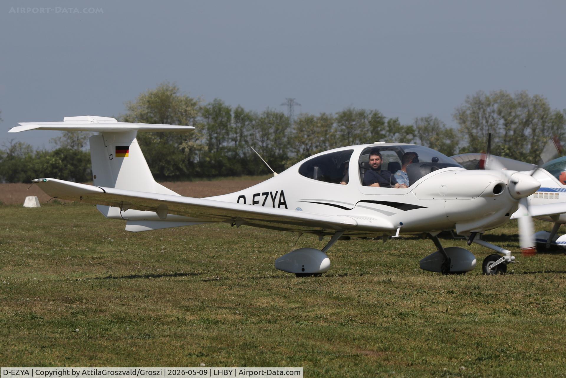 D-EZYA, 2002 Diamond DA-40 Diamond Star, c/n 40.081, LHBY - Böny Airport, Hungary