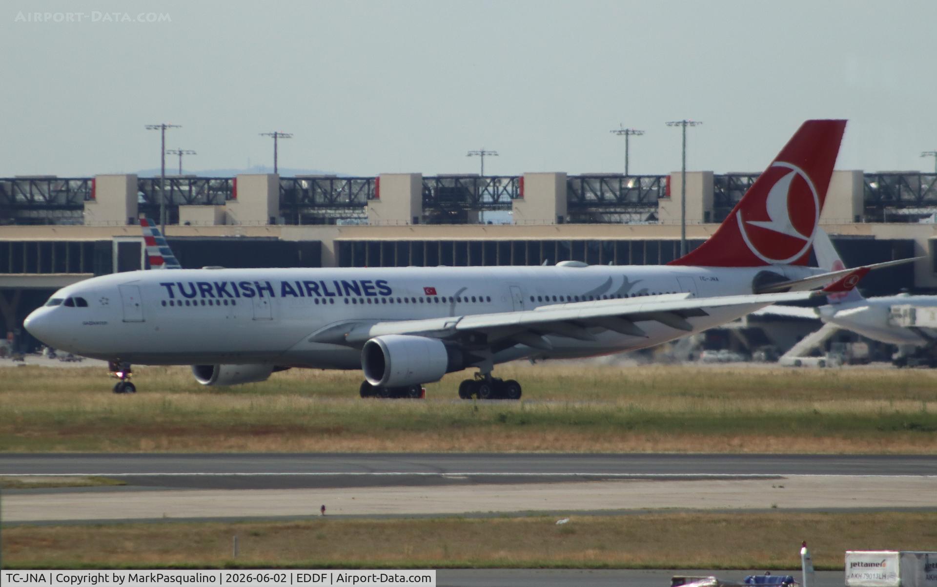 TC-JNA, 2005 Airbus A330-203, c/n 697, Airbus A330-203