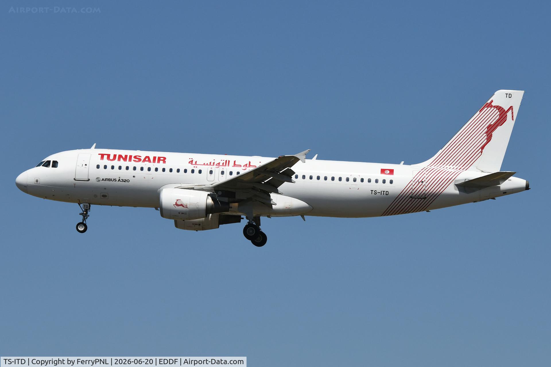 TS-ITD, Airbus A320-214, c/n 4851, Arrival of Tunisair A320