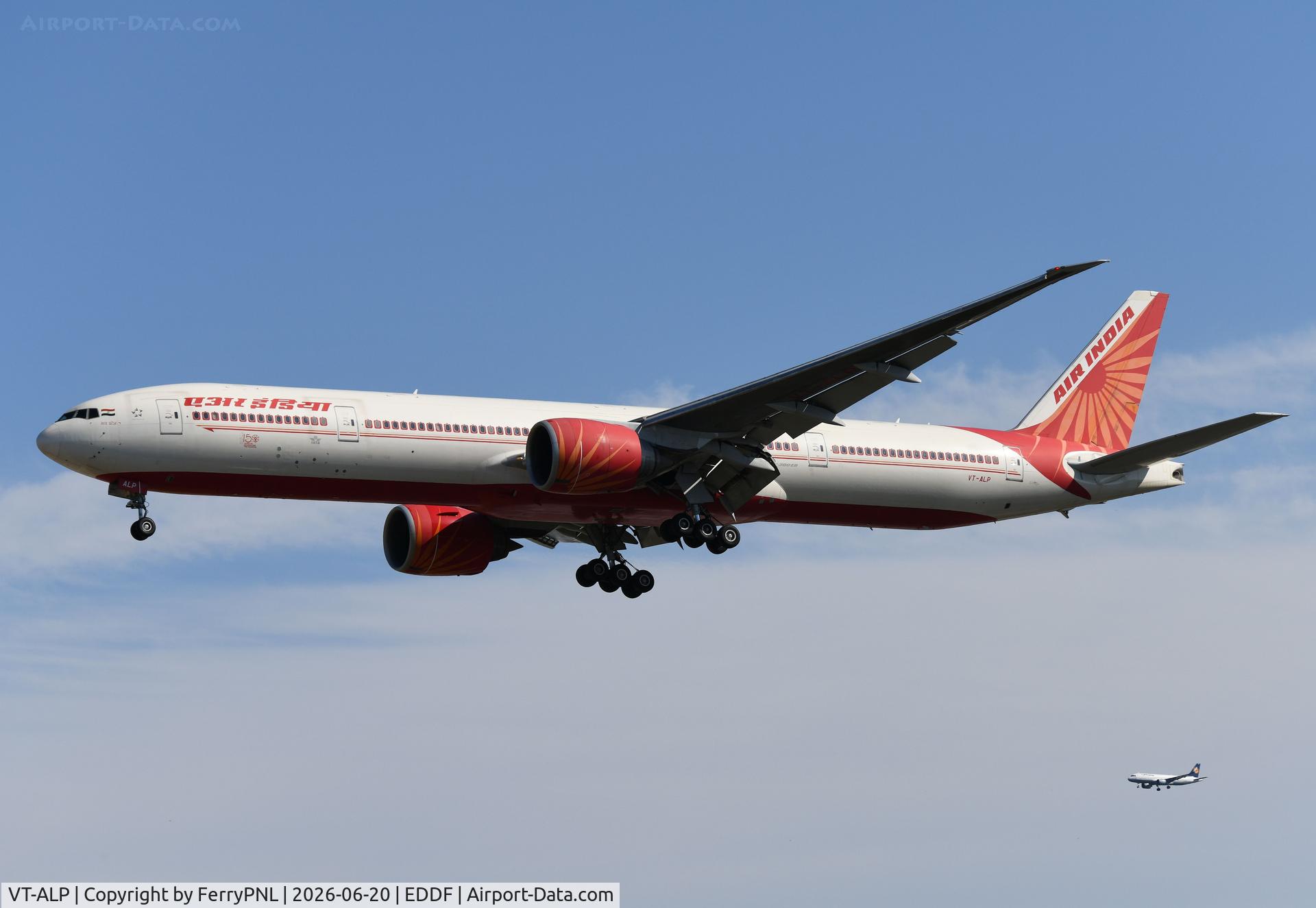 VT-ALP, 2009 Boeing 777-337/ER, c/n 36314 l/n 804, B773 of Air India
