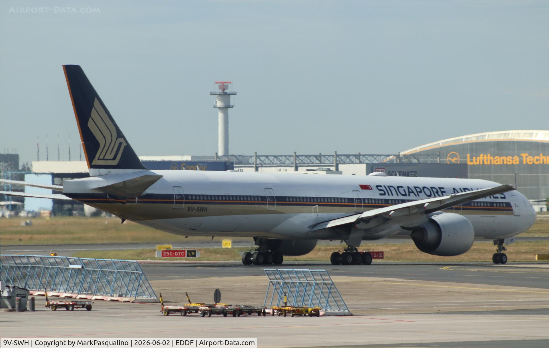 9V-SWH, 2007 Boeing 777-312/ER, c/n 34573, Boeing 777-312/ER