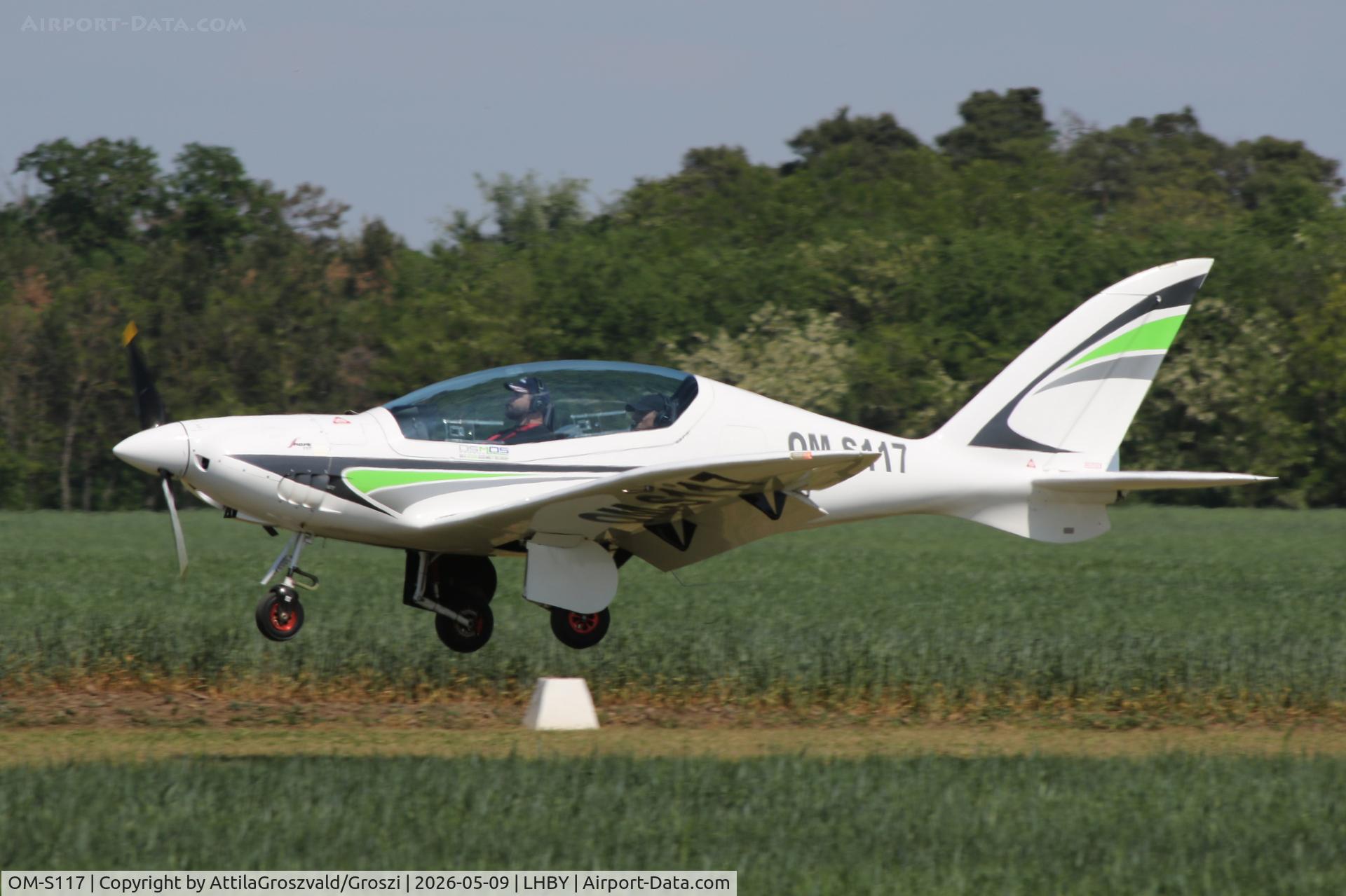 OM-S117, Shark Aero Shark, c/n 117, LHBY - Böny Airport, Hungary