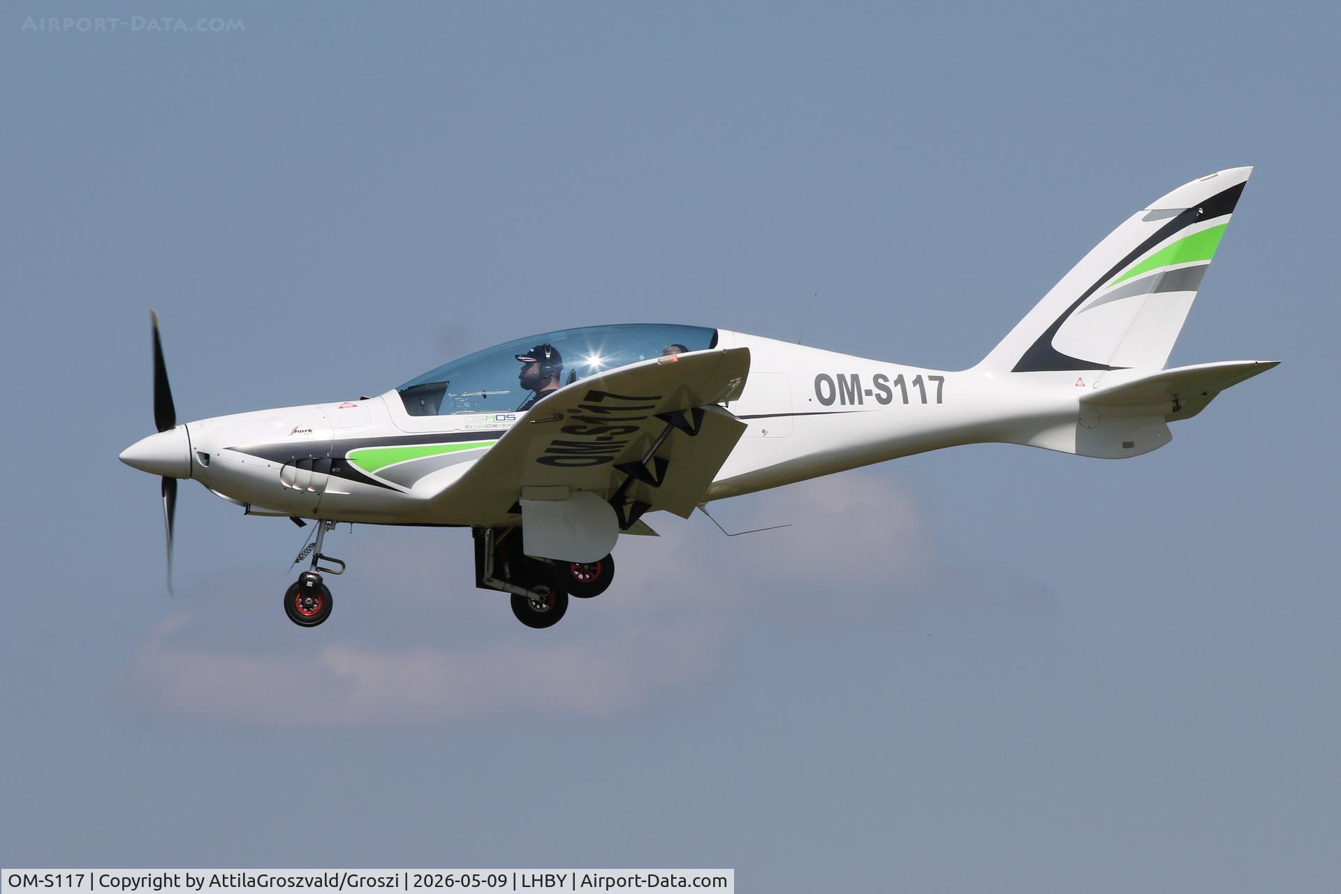OM-S117, Shark Aero Shark, c/n 117, LHBY - Böny Airport, Hungary