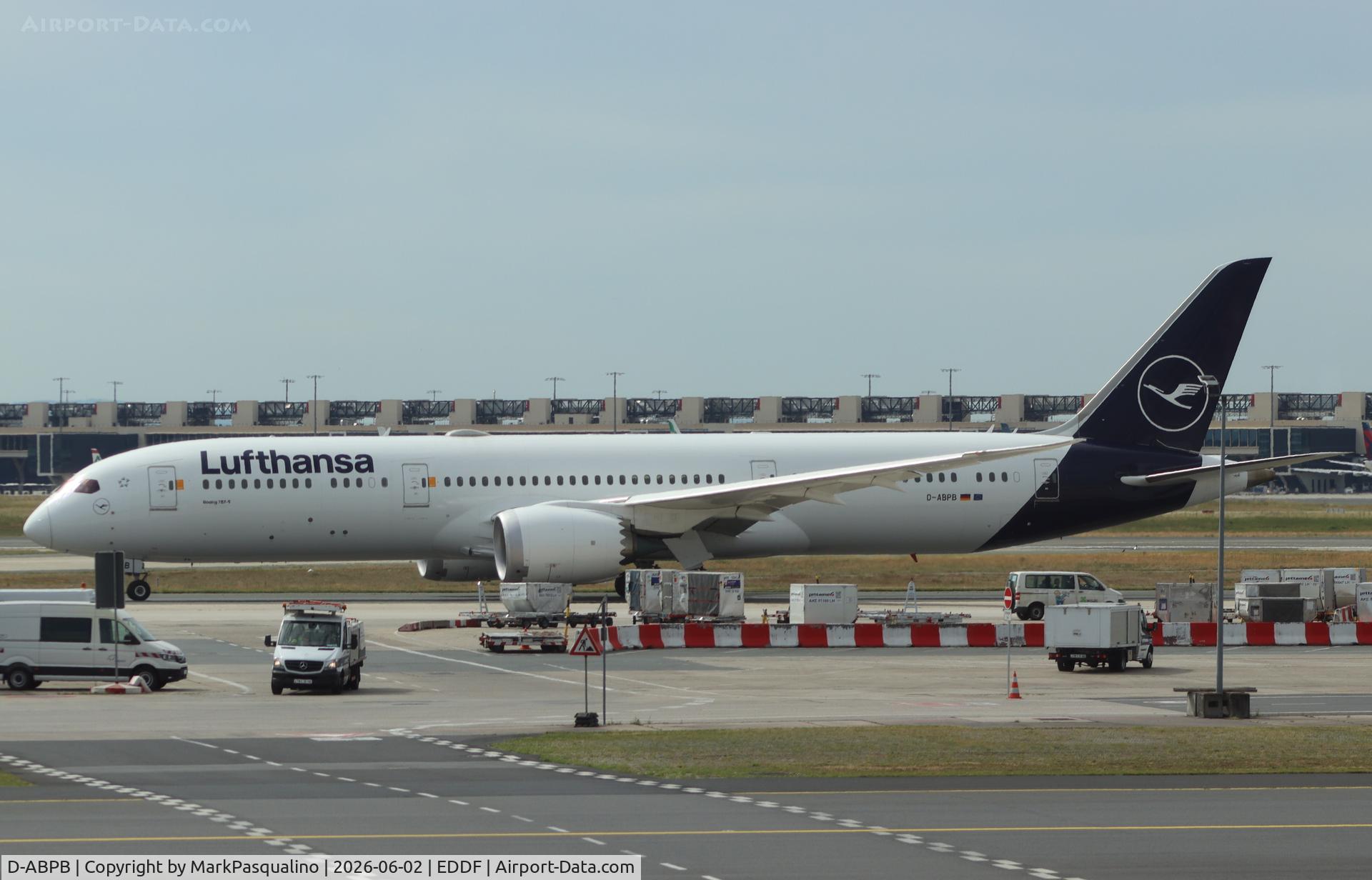 D-ABPB, 2019 Boeing 787-9 Dreamliner, c/n 62734 l/n 913, Boeing 787-9 Dreamliner