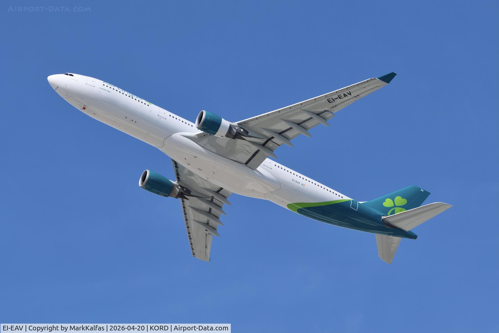 EI-EAV, 2009 Airbus A330-302, c/n 985, A333 Aer Lingus Airbus A330-302 EI-EAV EIN122 KORD-EIDW departing 28C KORD
