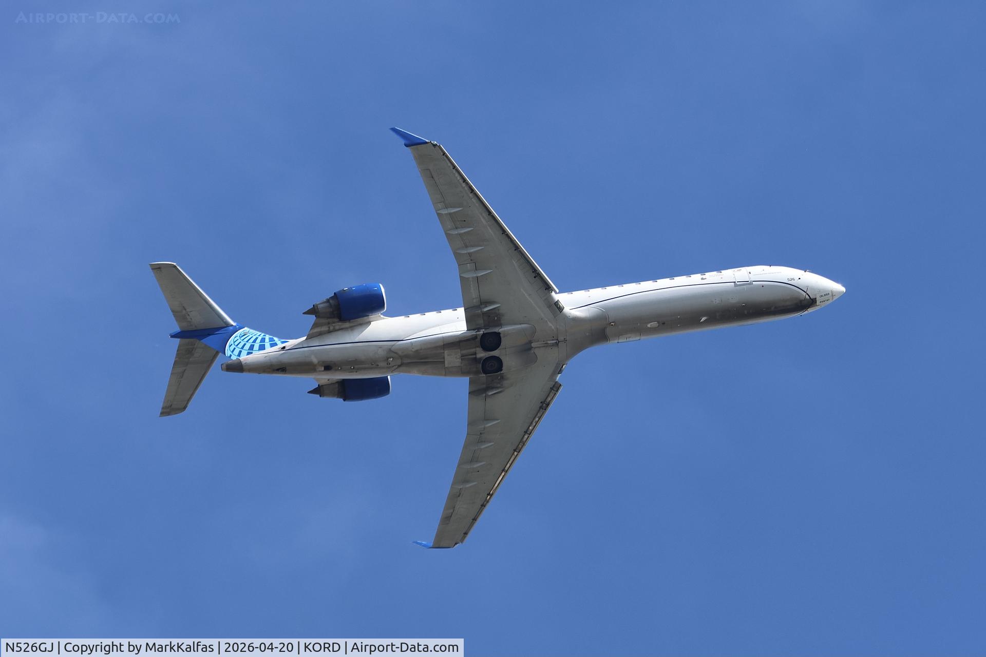 N526GJ, 2003 Bombardier CRJ-700 (CL-600-2C10) Regional Jet, c/n 10129, CRJ7 GoJet/United Express Bombardier CRJ-701 (CRJ-550) CL-600-2C10 N526GJ departing 22L KORD