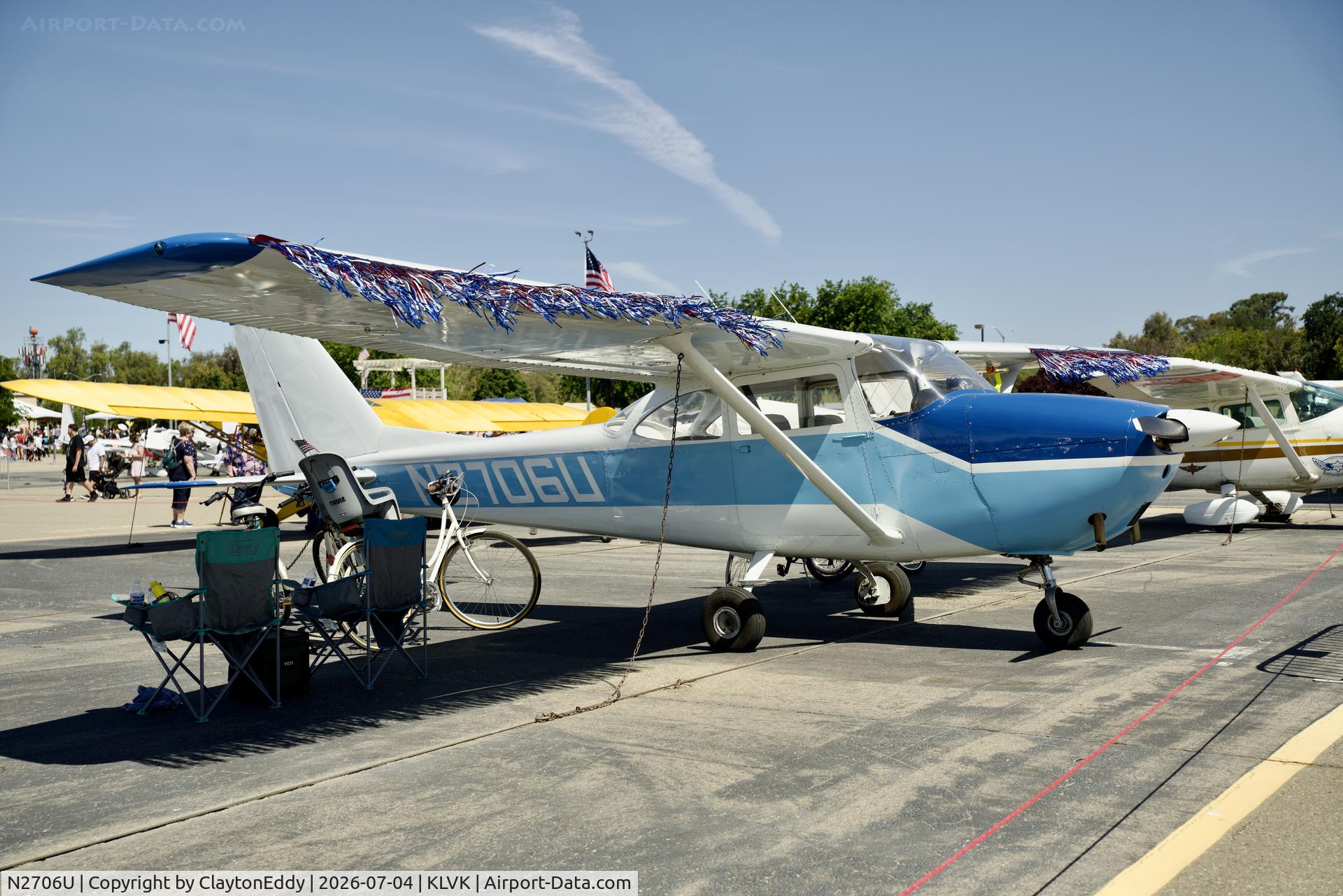 N2706U, 1963 Cessna 172D, c/n 17250306, 4th of July Livermore airport in California 2026