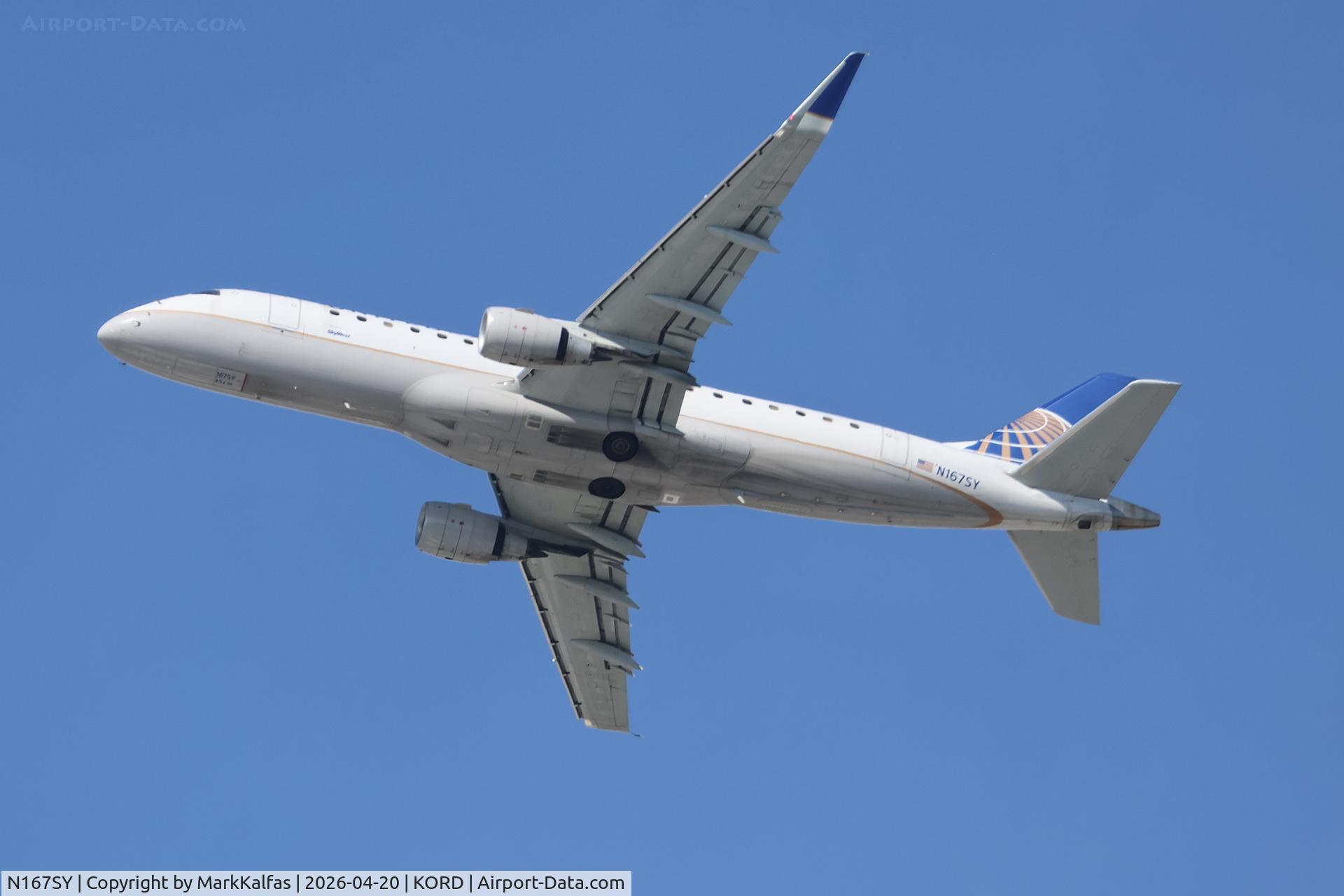 N167SY, 2016 Embraer 175LR (ERJ-170-200LR), c/n 17000616, E75L SkyWest / United Express Embraer 175 N167SY, departing 28R