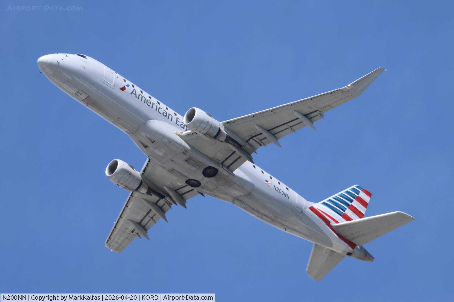 N200NN, 2015 Embraer 175LR (ERJ-170-200LR), c/n 17000456, E75L Envoy/American Eagle Embraer 175LR N200NN departing 28R KORD