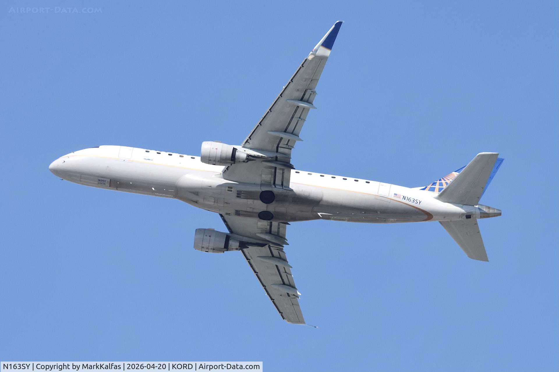 N163SY, 2016 Embraer 175LR (ERJ-170-200LR), c/n 17000577, E75L SkyWest / United Express Embraer 175LR  N163SY departing 28L KORD