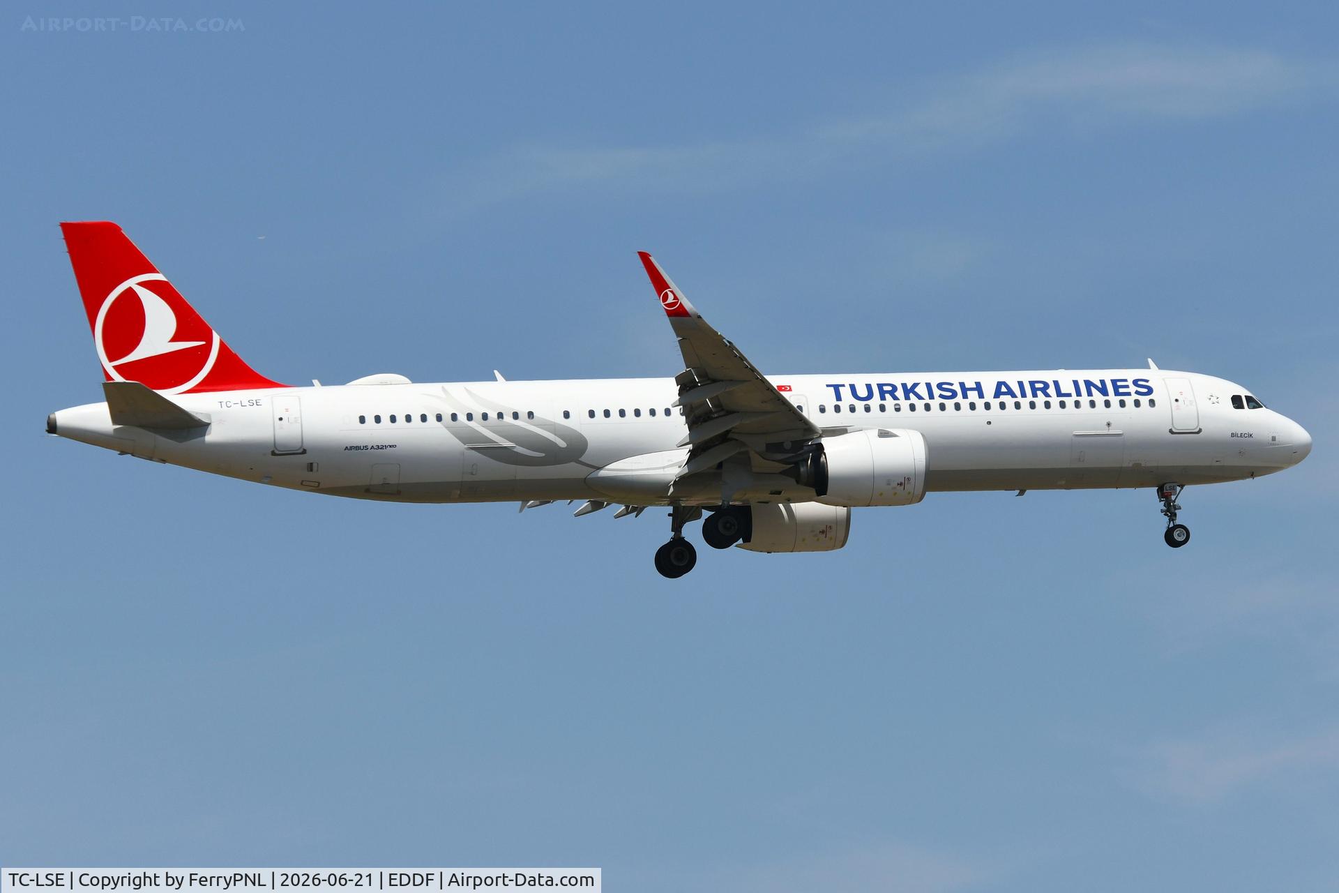 TC-LSE, 2019 Airbus A321-271NX, c/n 8732, Arrival of Turkish A321N