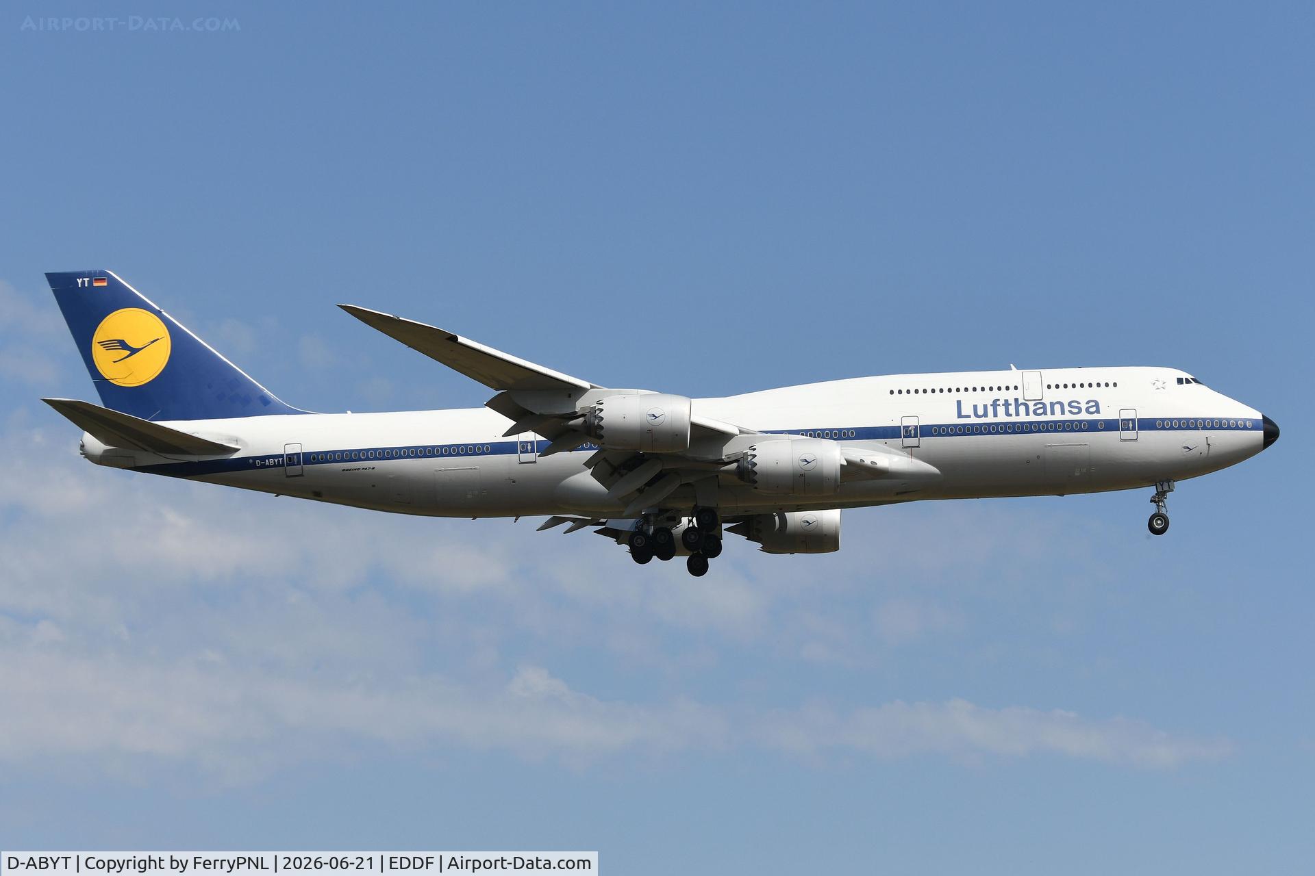 D-ABYT, 2015 Boeing 747-830, c/n 37844 l/n 1513, Lufthansa B748 in retro livery