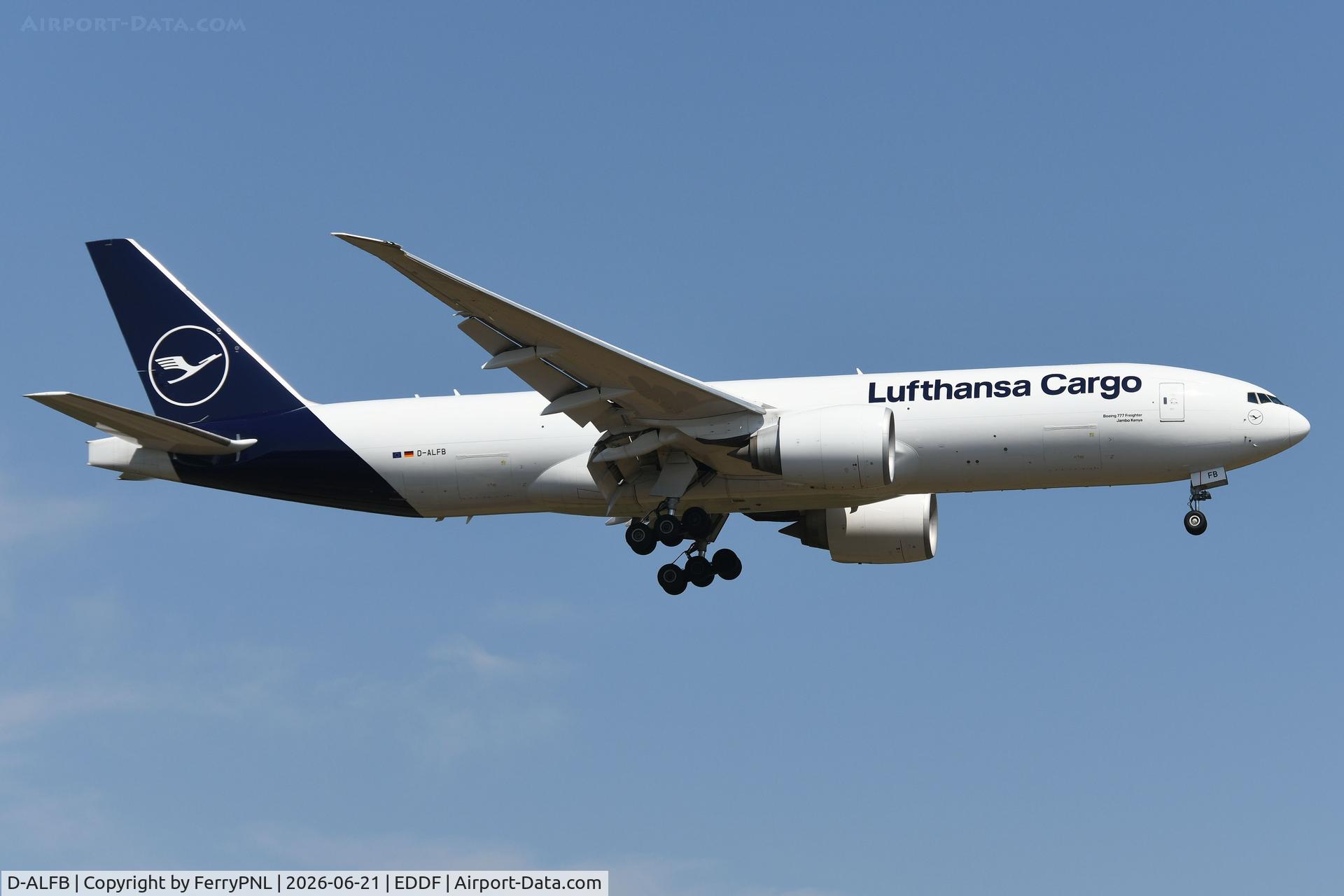 D-ALFB, 2013 Boeing 777-FBT, c/n 41675, LH Cargo B772F landing