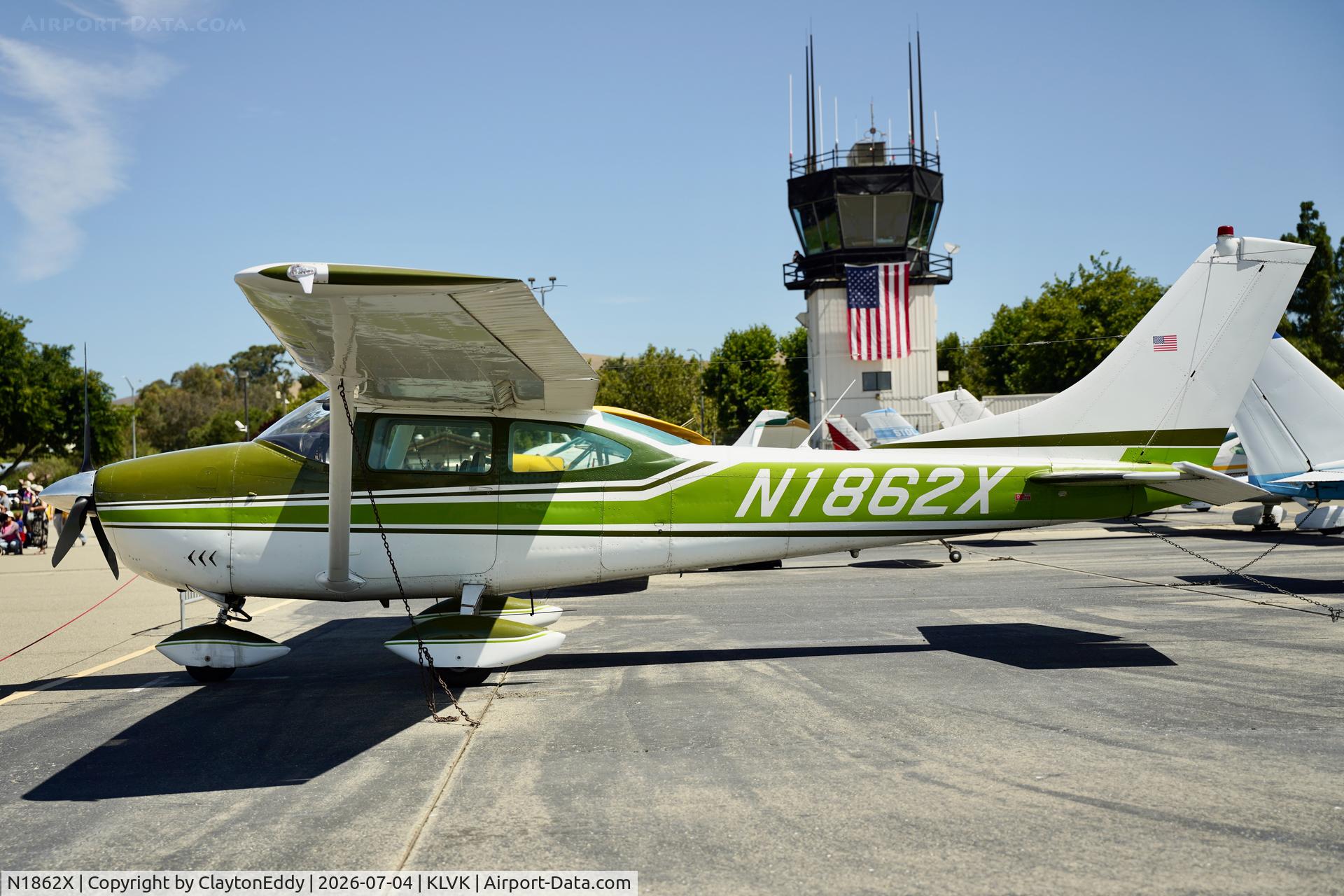 N1862X, 1964 Cessna 182H Skylane, c/n 18255962, 4th of July Livermore airport in California 2026