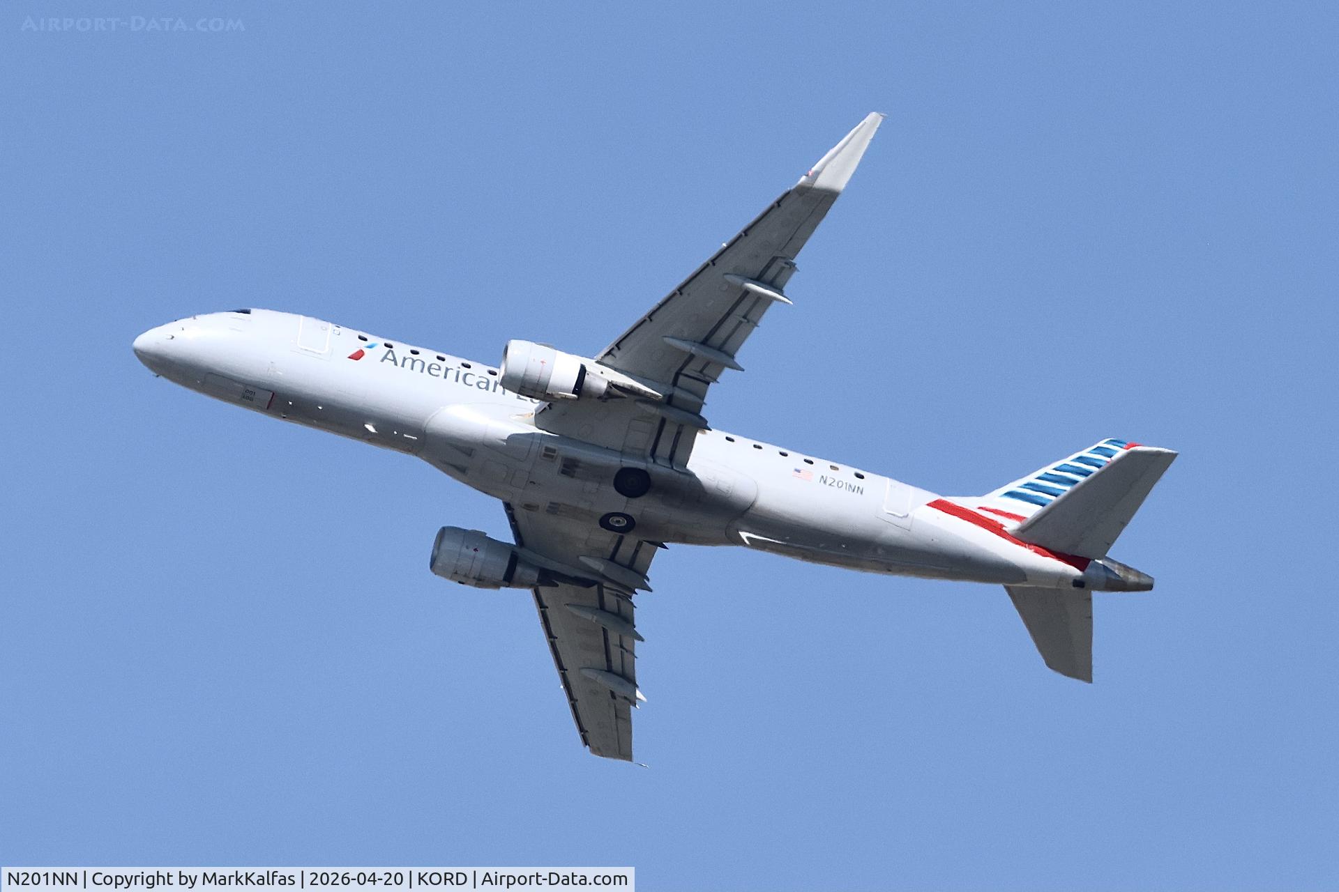 N201NN, 2015 Embraer 175LR (ERJ-170-200LR), c/n 17000461, E75L Envoy/American Eagle Embraer E175LR  N201NN departing 28R KORD.