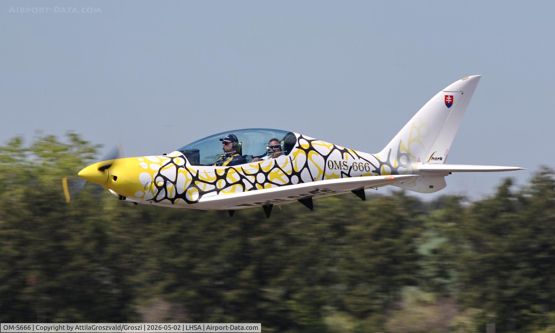 OM-S666, Shark Aero Shark, c/n 090, LHSA - Szentkirályszabadja Airport, Hungary