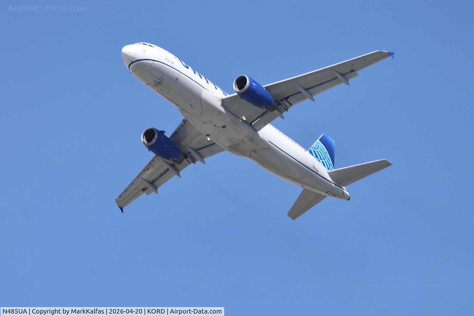 N485UA, 2001 Airbus A320-232, c/n 1617, A320 United Airlines Airbus A320-232 N485UA departing 28R KORD