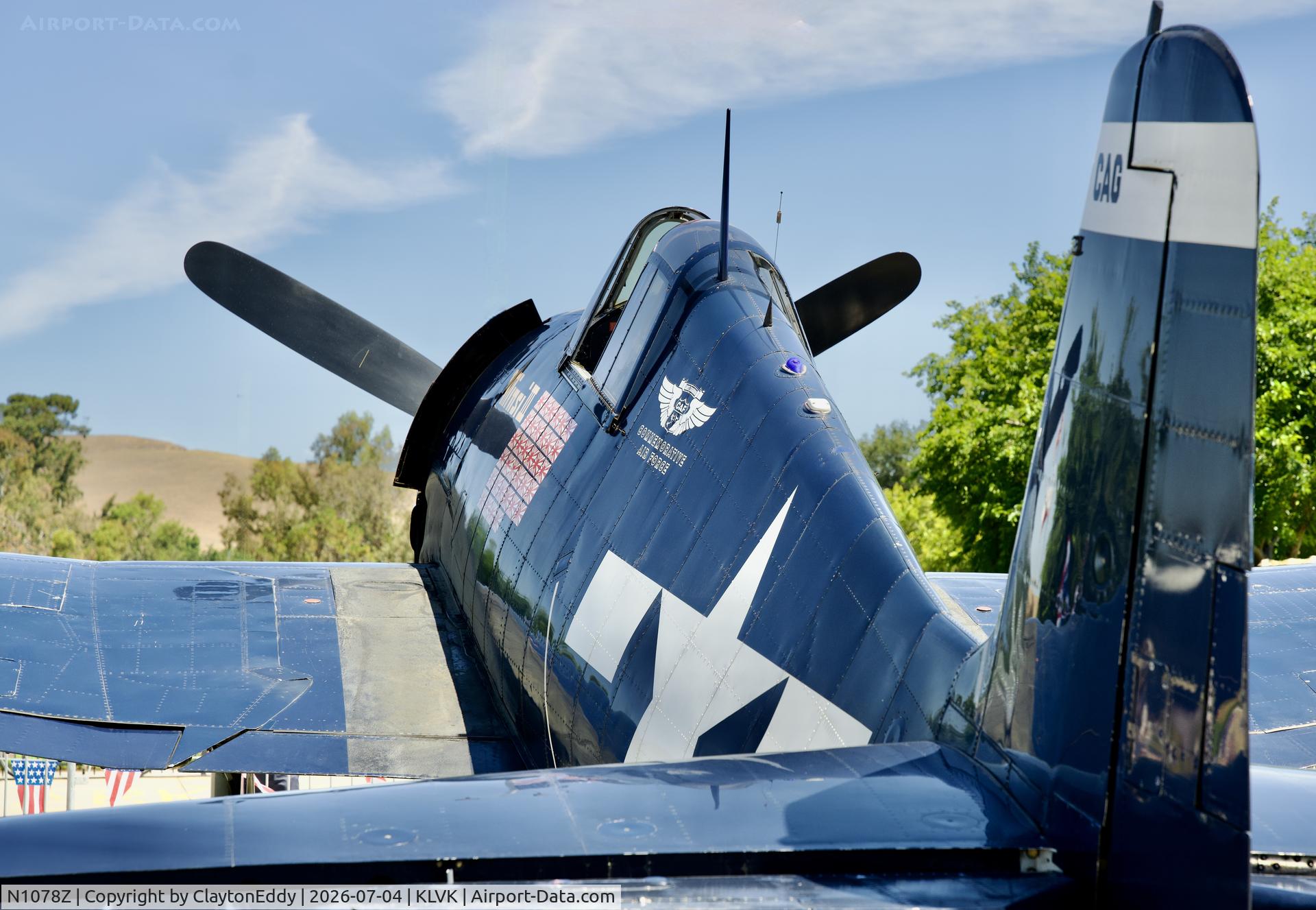 N1078Z, 1963 Grumman F6F-5 Hellcat, c/n 27354801-66, 4th of July Livermore airport in California 2026