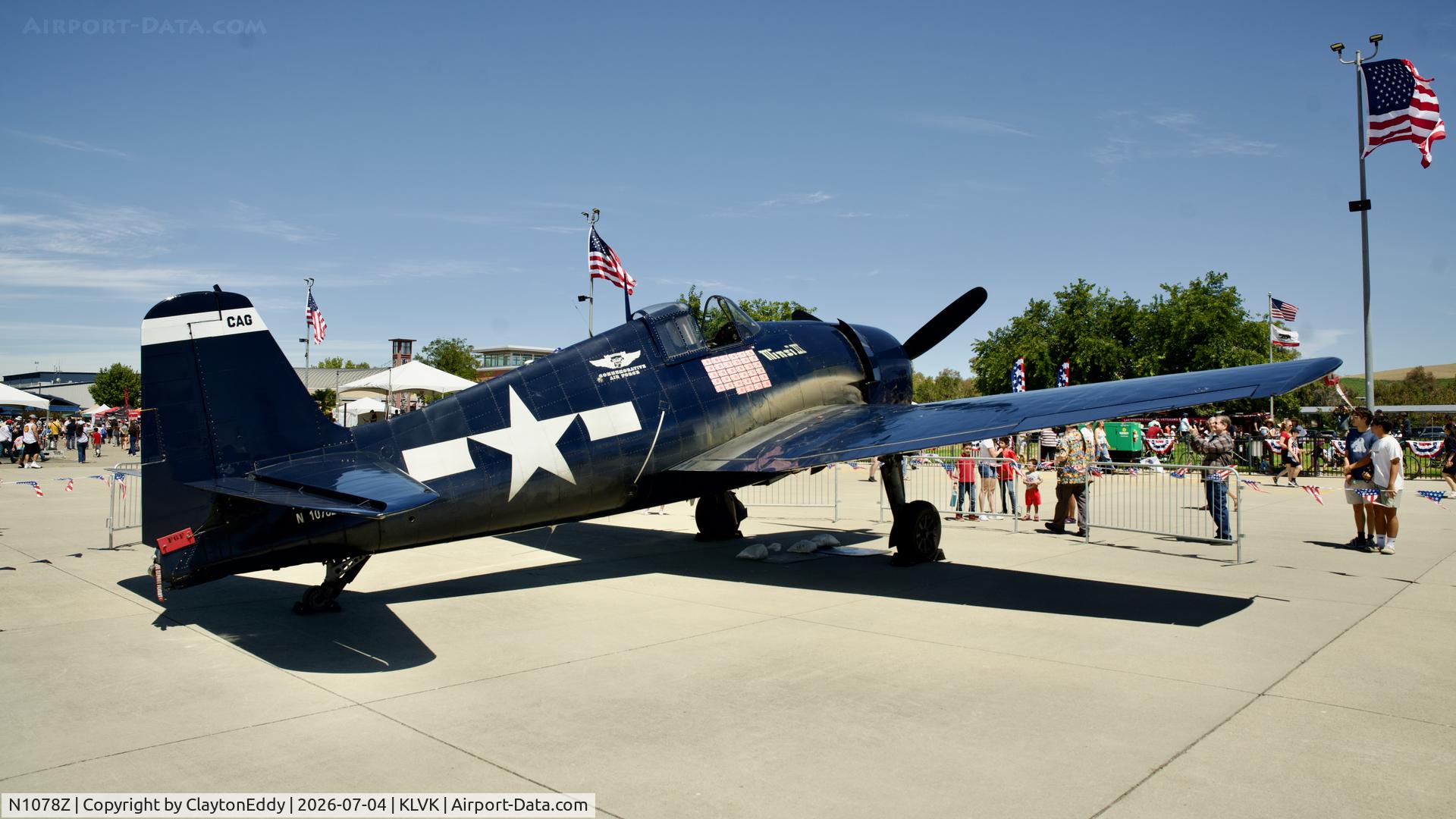 N1078Z, 1963 Grumman F6F-5 Hellcat, c/n 27354801-66, 4th of July Livermore airport in California 2026