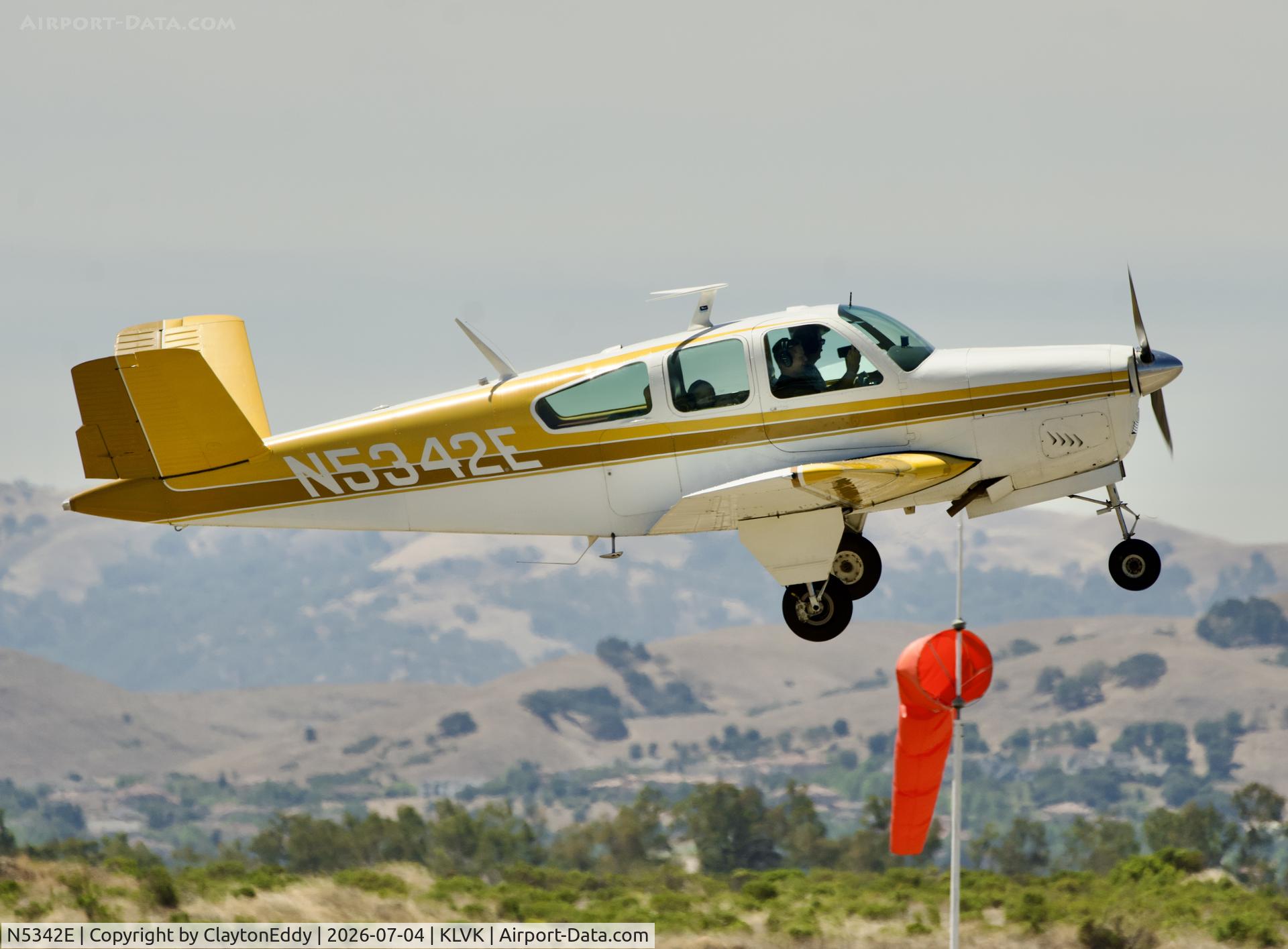 N5342E, 1959 Beech K35 Bonanza, c/n D-5804, 4th of July Livermore airport in California 2026